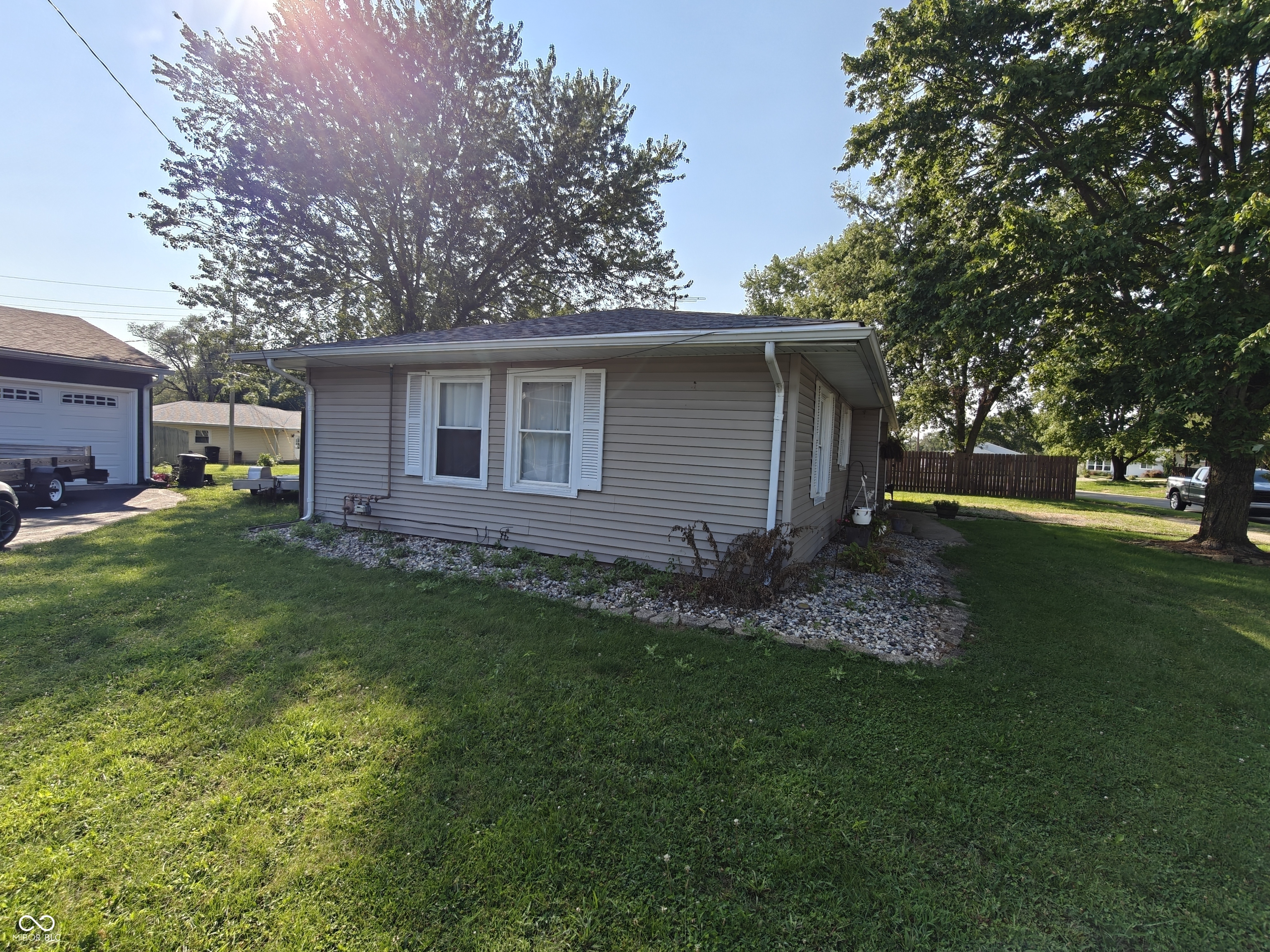 2nd image of 663 Van Ave, Shelbyville, IN 46176 | MLS# 22118686