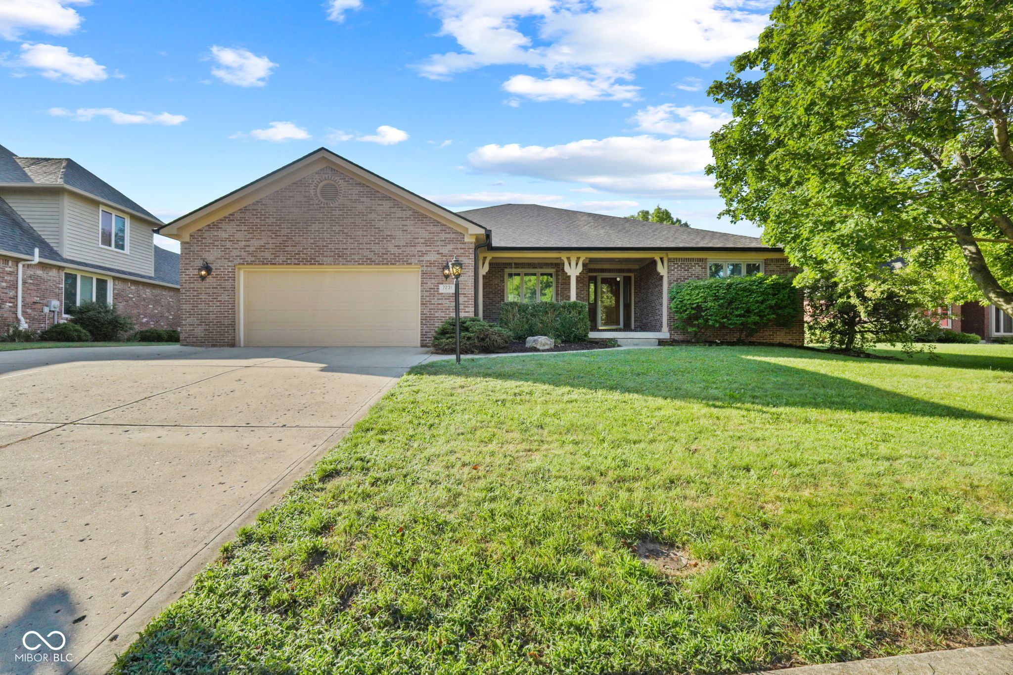 2nd image of 7231 Lakeside Woods Dr, Indianapolis, IN 46278 | MLS# 22118801