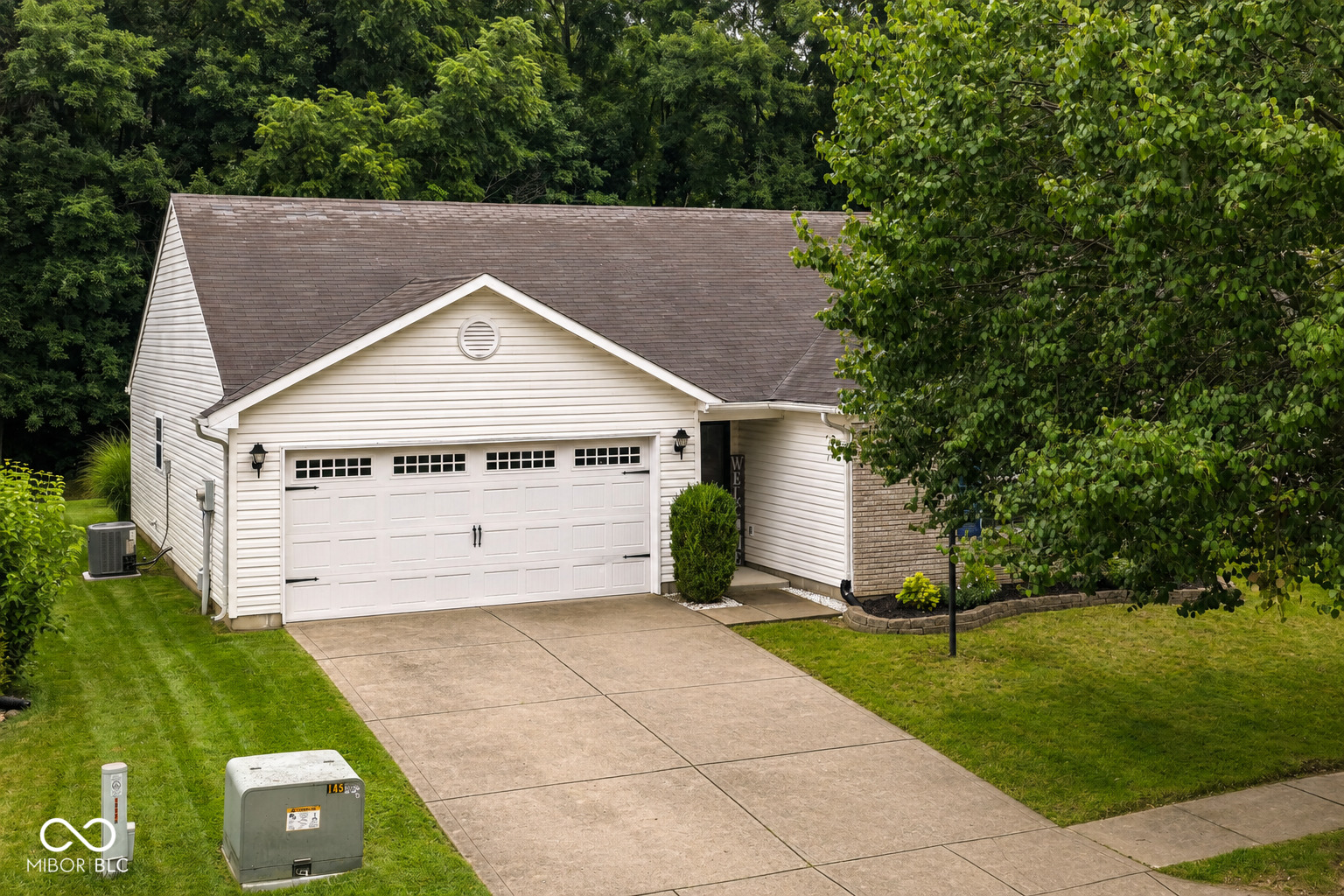 2nd image of 18884 Prairie Crossing, Noblesville, IN 46062 | MLS# 22118856