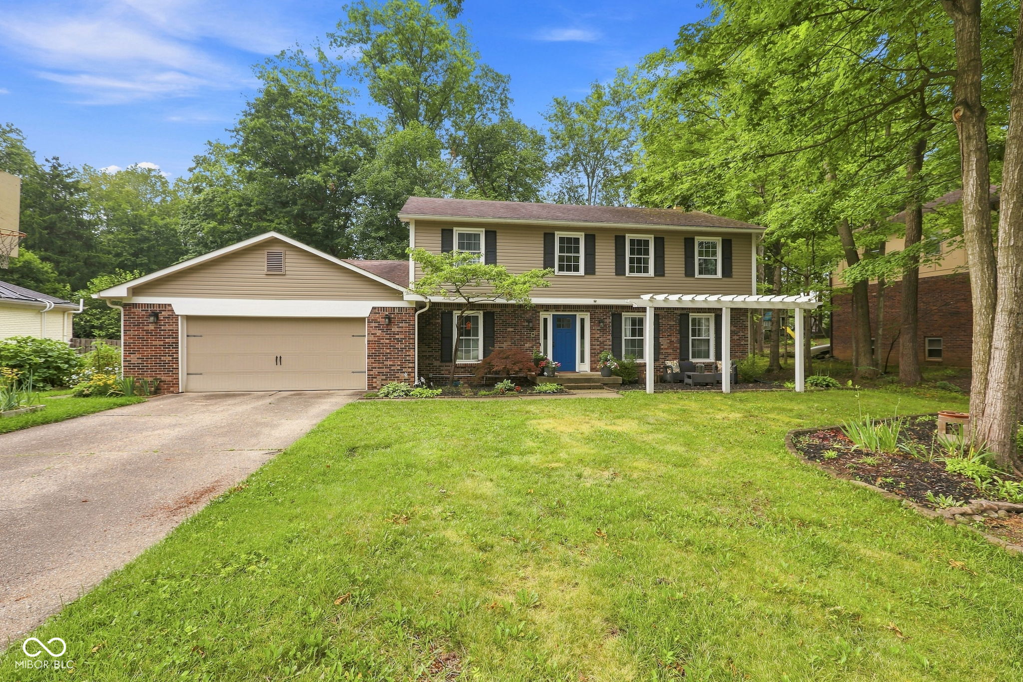 1st image of 10525 Lasalle Rd, Carmel, IN 46033 | MLS# 22118896