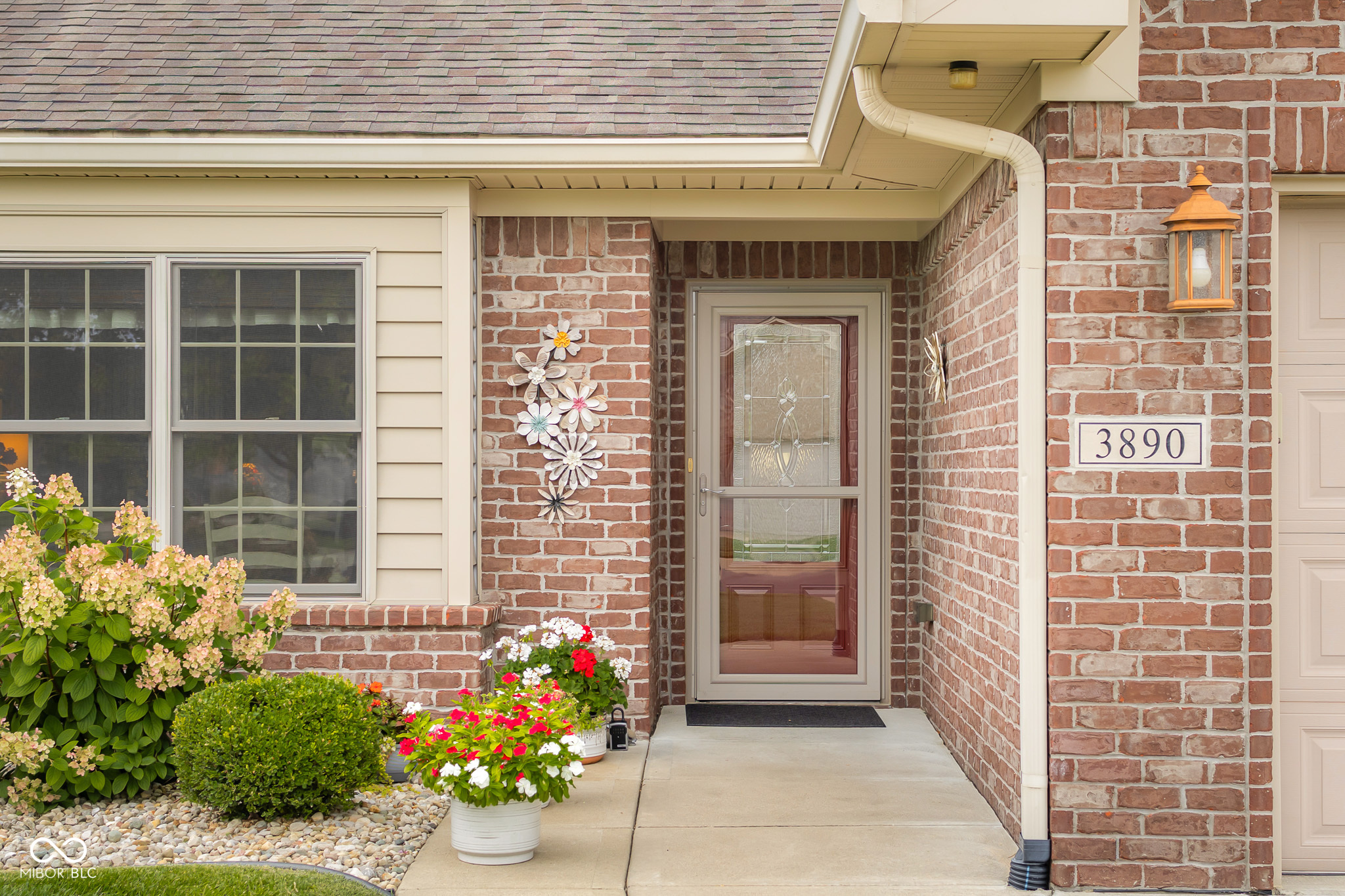 3rd image of 3890 Naples Dr, Columbus, IN 47203 | MLS# 22118908