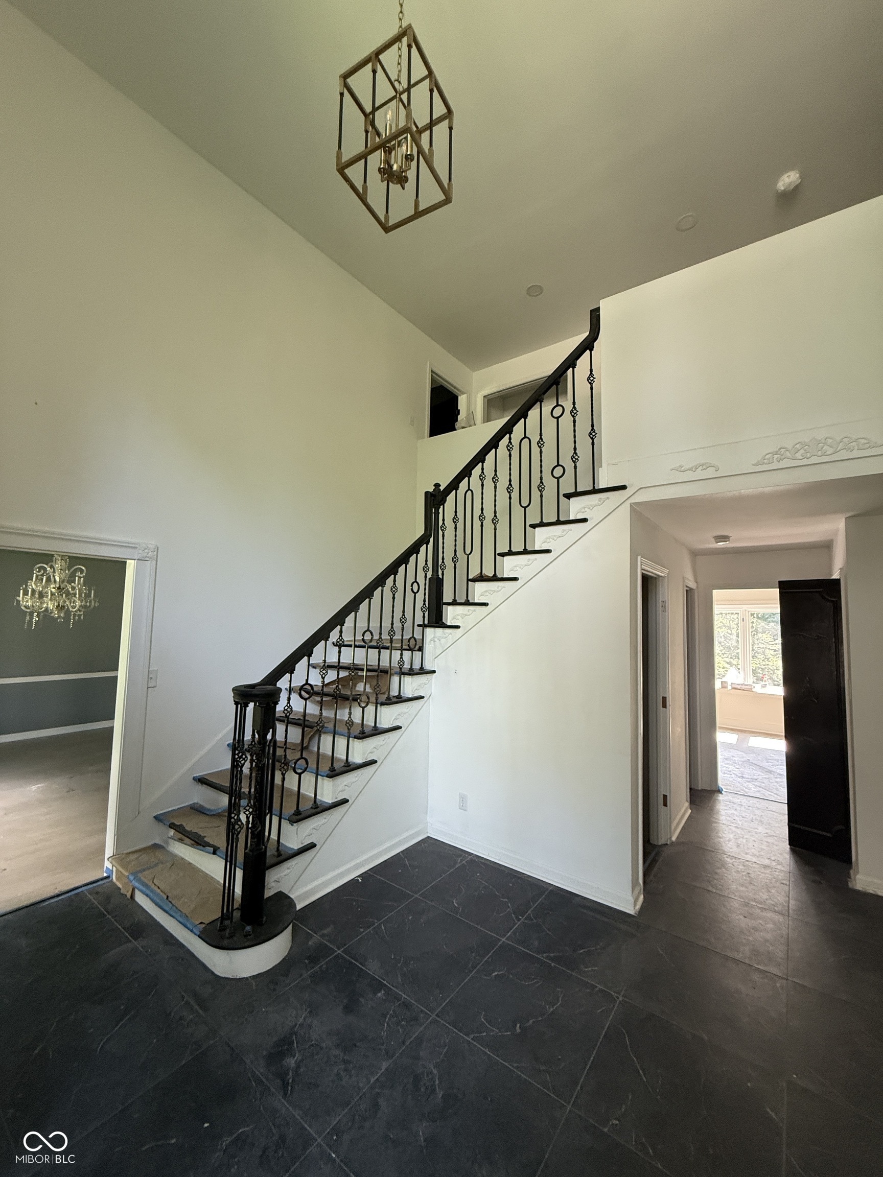 2nd image of 7811 Providence Cir, Indianapolis, IN 46250 | MLS# 22118981
