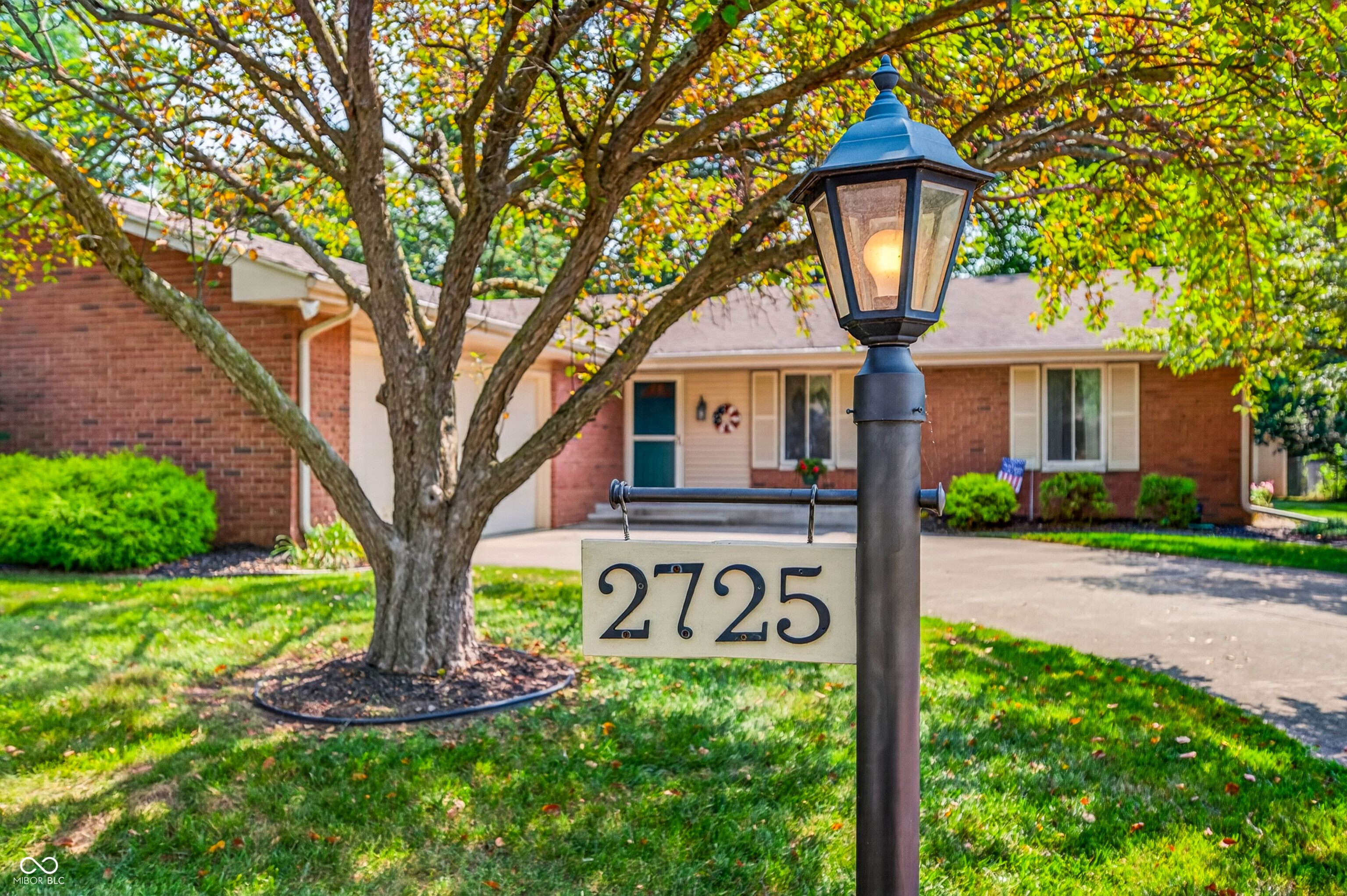 1st image of 2725 Wedgewood Dr, Columbus, IN 47203 | MLS# 22119032