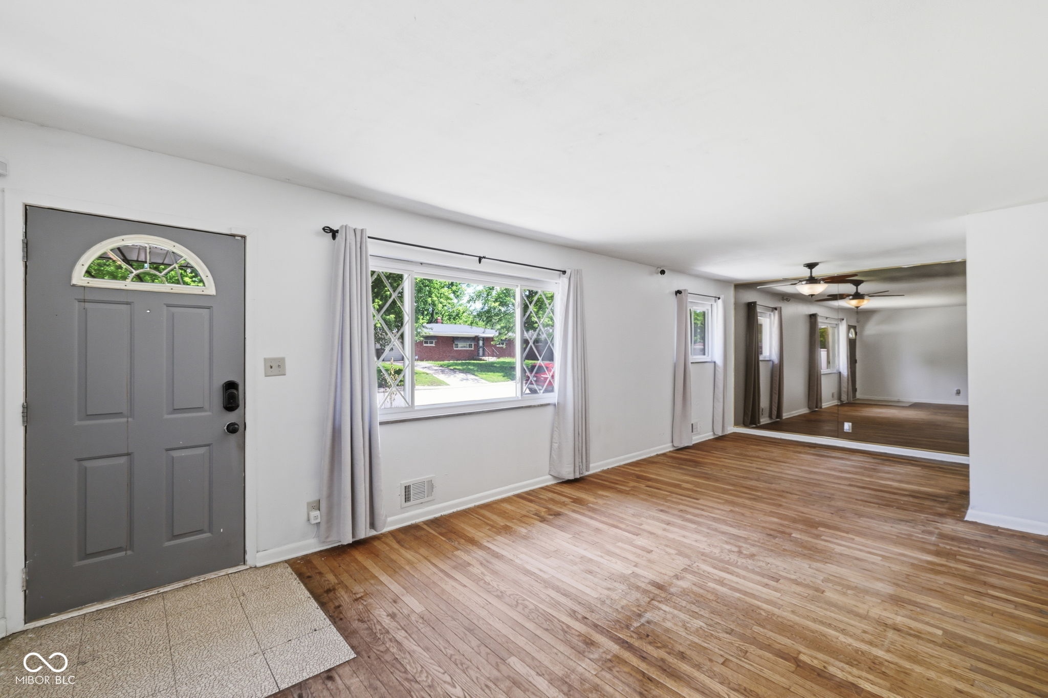 3rd image of 4342 Shady Ln, Indianapolis, IN 46226 | MLS# 22119058