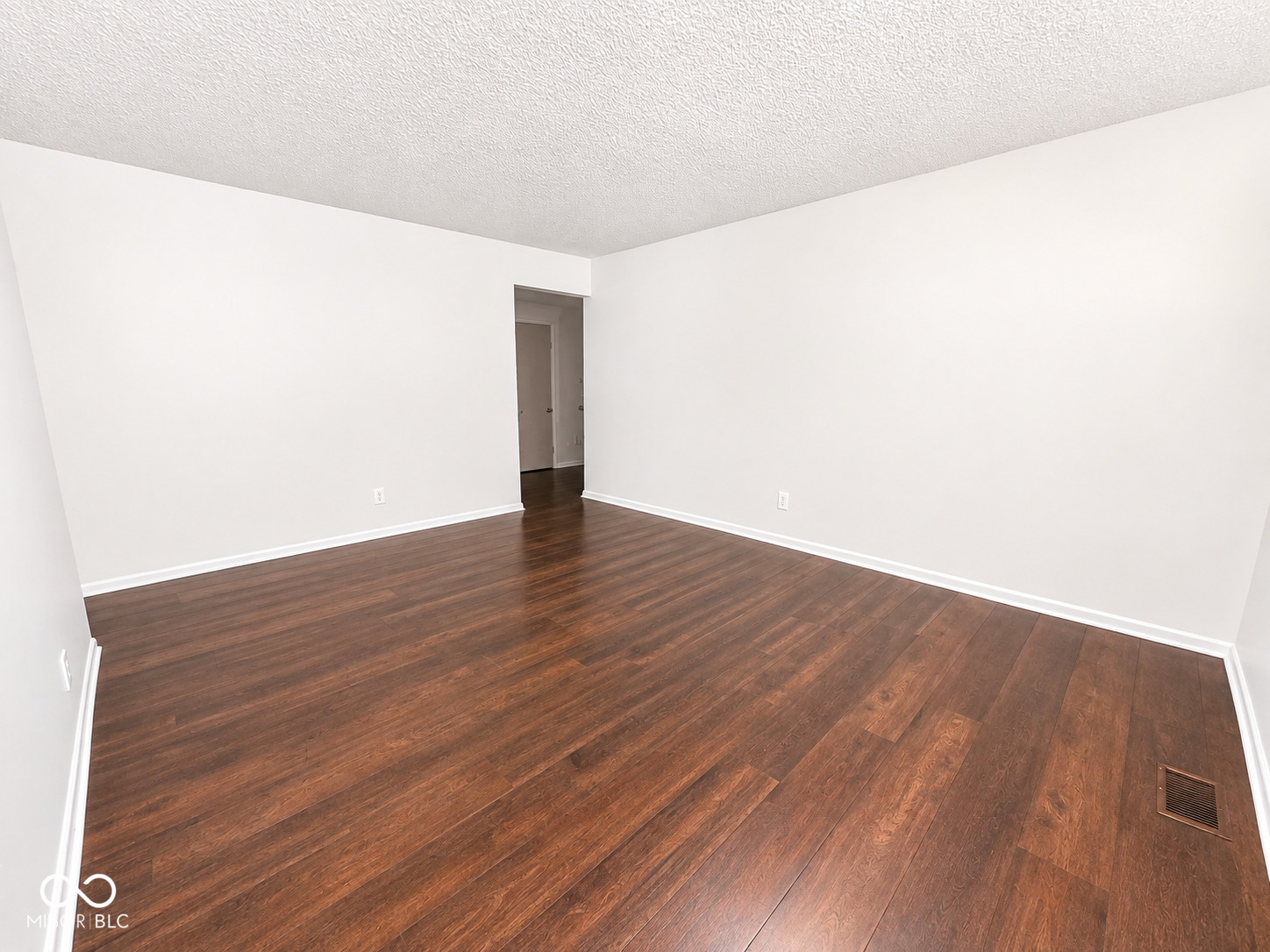 2nd image of 5512 Dollar Hide South Rd, Indianapolis, IN 46221 | MLS# 22119062