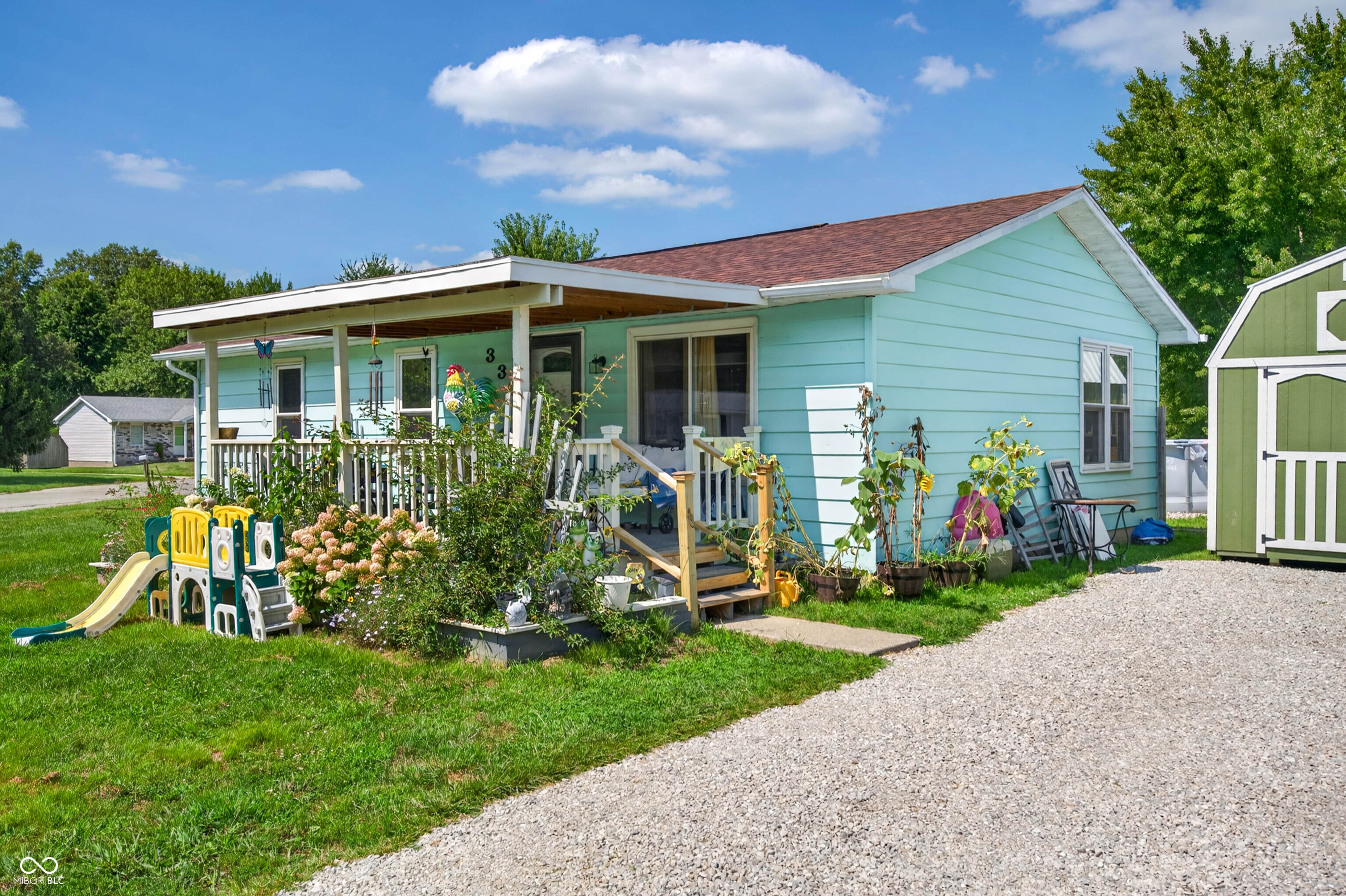 2nd image of 330 W Cardinal Ct, Madison, IN 47250 | MLS# 22119167