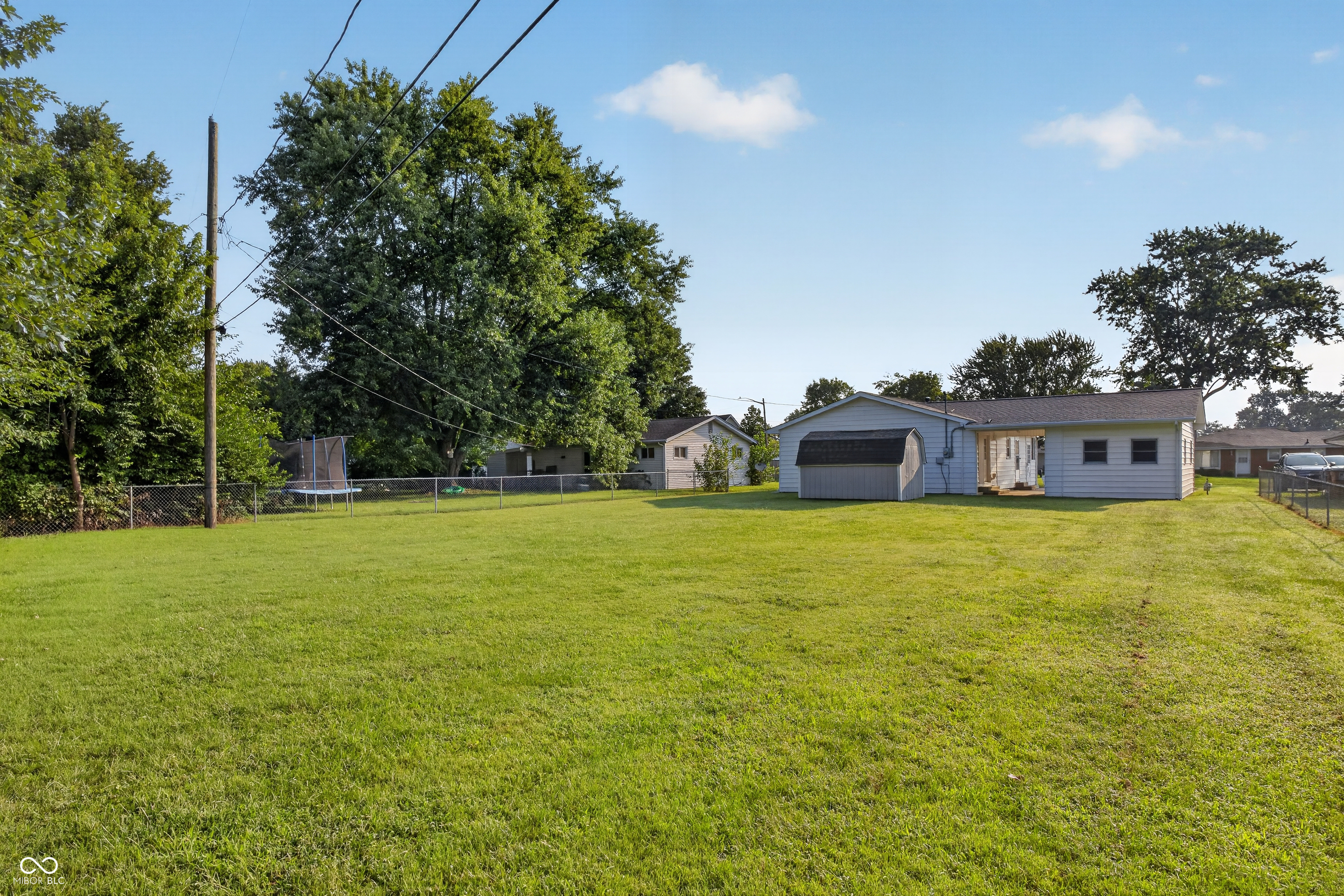 22nd image of 262 Woodlane Dr, Columbus, IN 47201 | MLS# 22119189