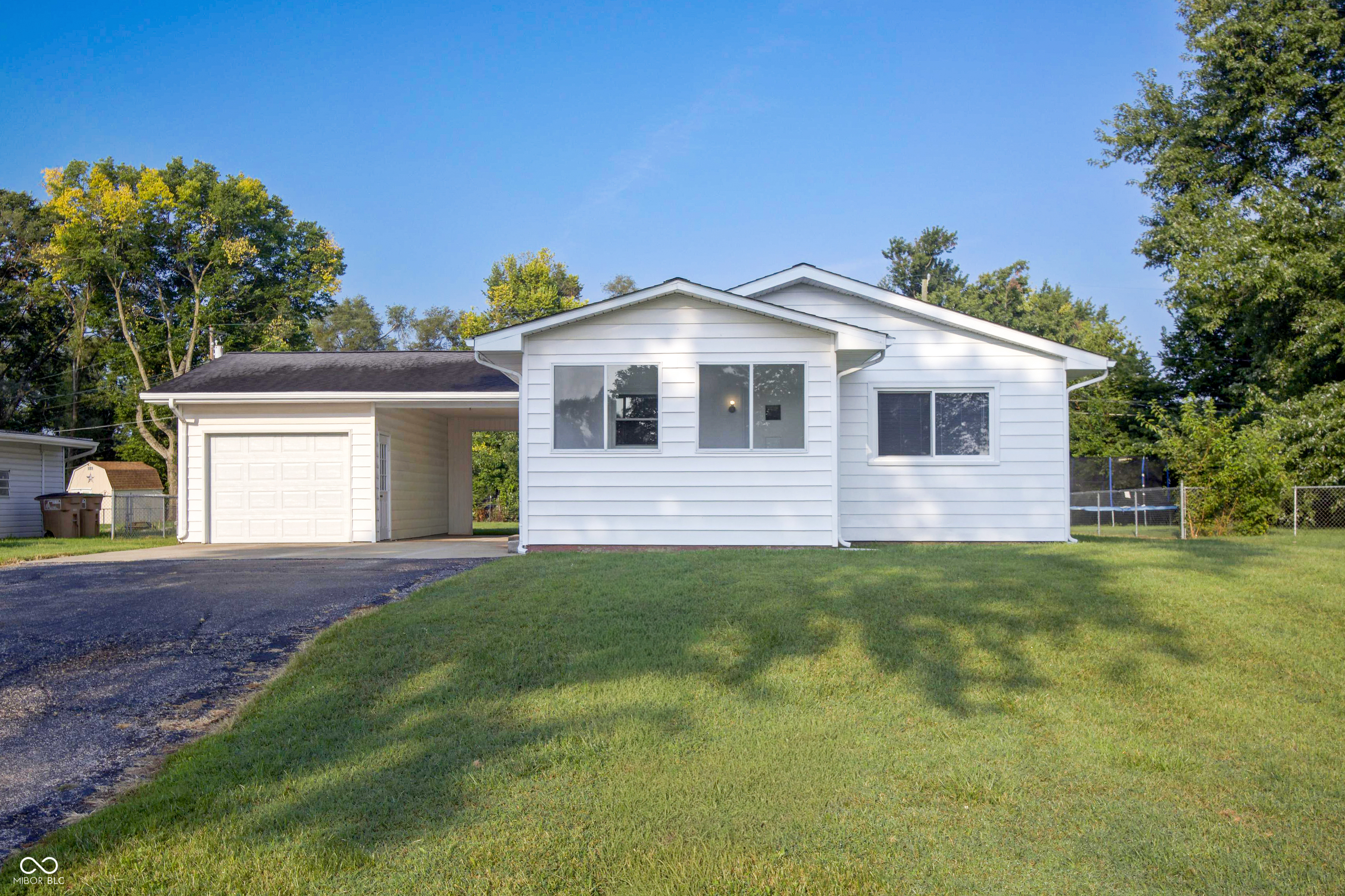 1st image of 262 Woodlane Dr, Columbus, IN 47201 | MLS# 22119189