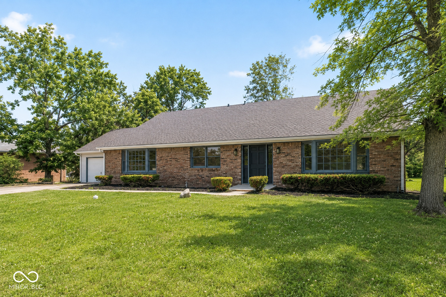 1st image of 5441 N Kenmore Rd, Indianapolis, IN 46226 | MLS# 22119253