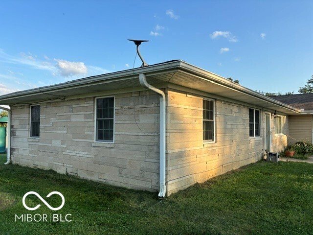 4th image of 12315 E Legal Tender Rd, Columbus, IN 47203 | MLS# 22119257