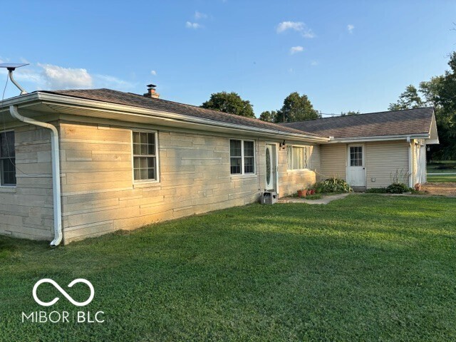 3rd image of 12315 E Legal Tender Rd, Columbus, IN 47203 | MLS# 22119257