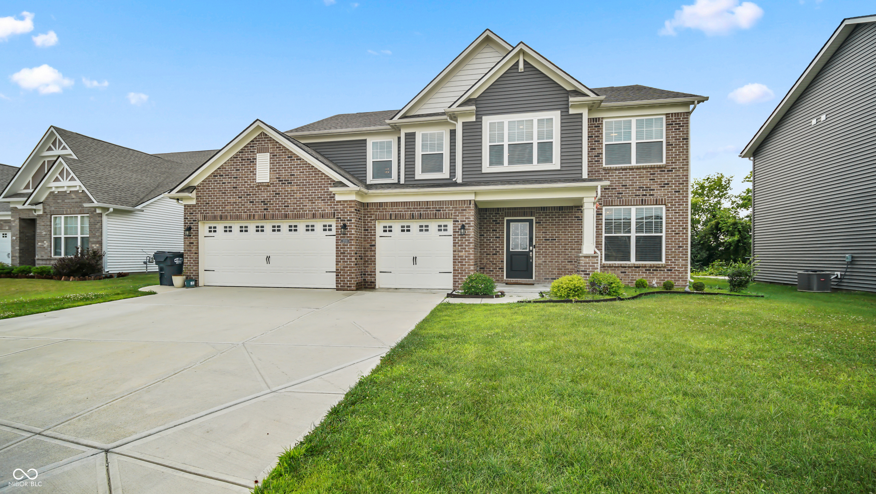 1st image of 2733 Whimbrel Cts, Greenwood, IN 46143 | MLS# 22119292