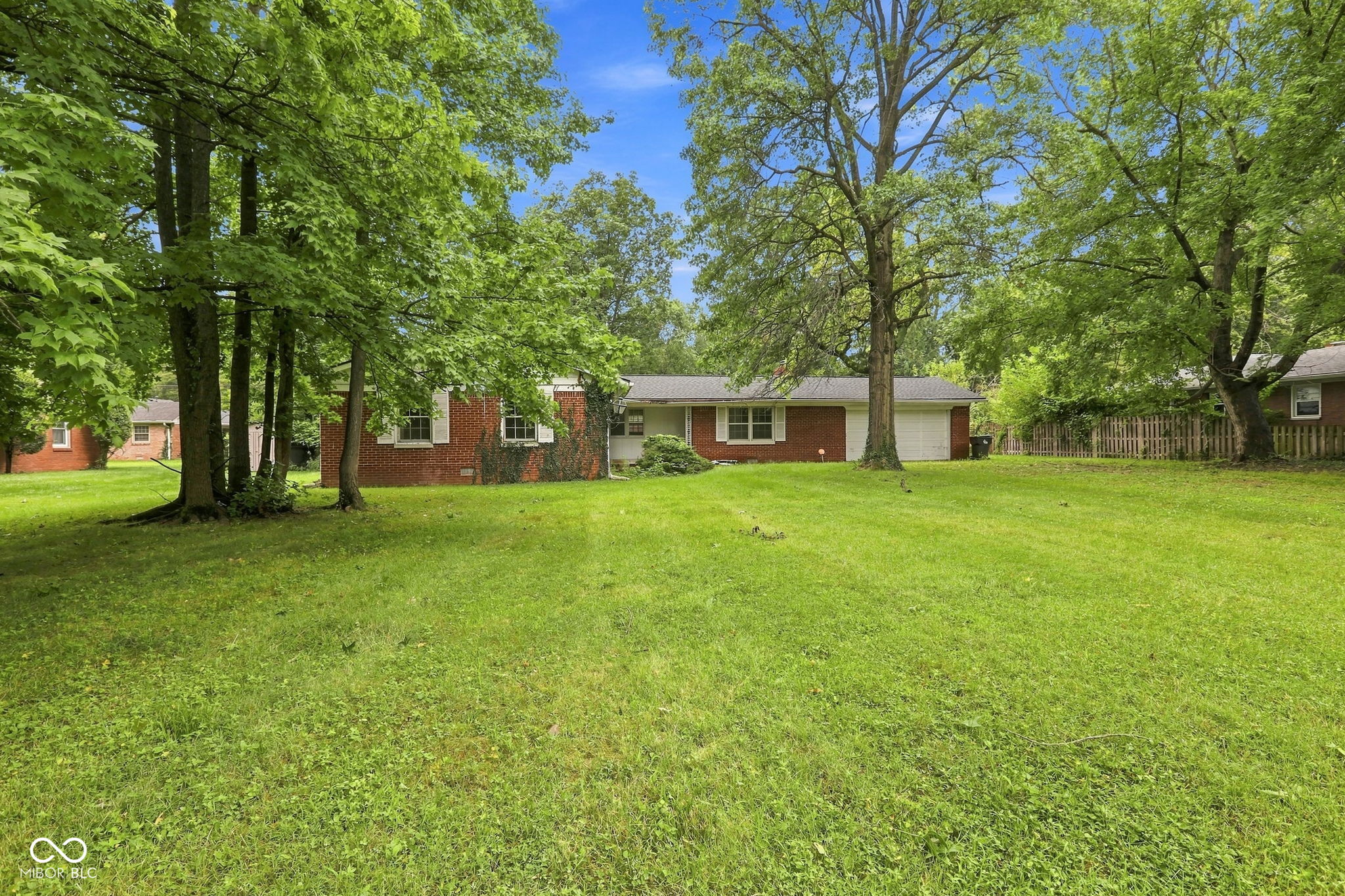 2nd image of 5625 Kilmer Ln, Indianapolis, IN 46250 | MLS# 22119429