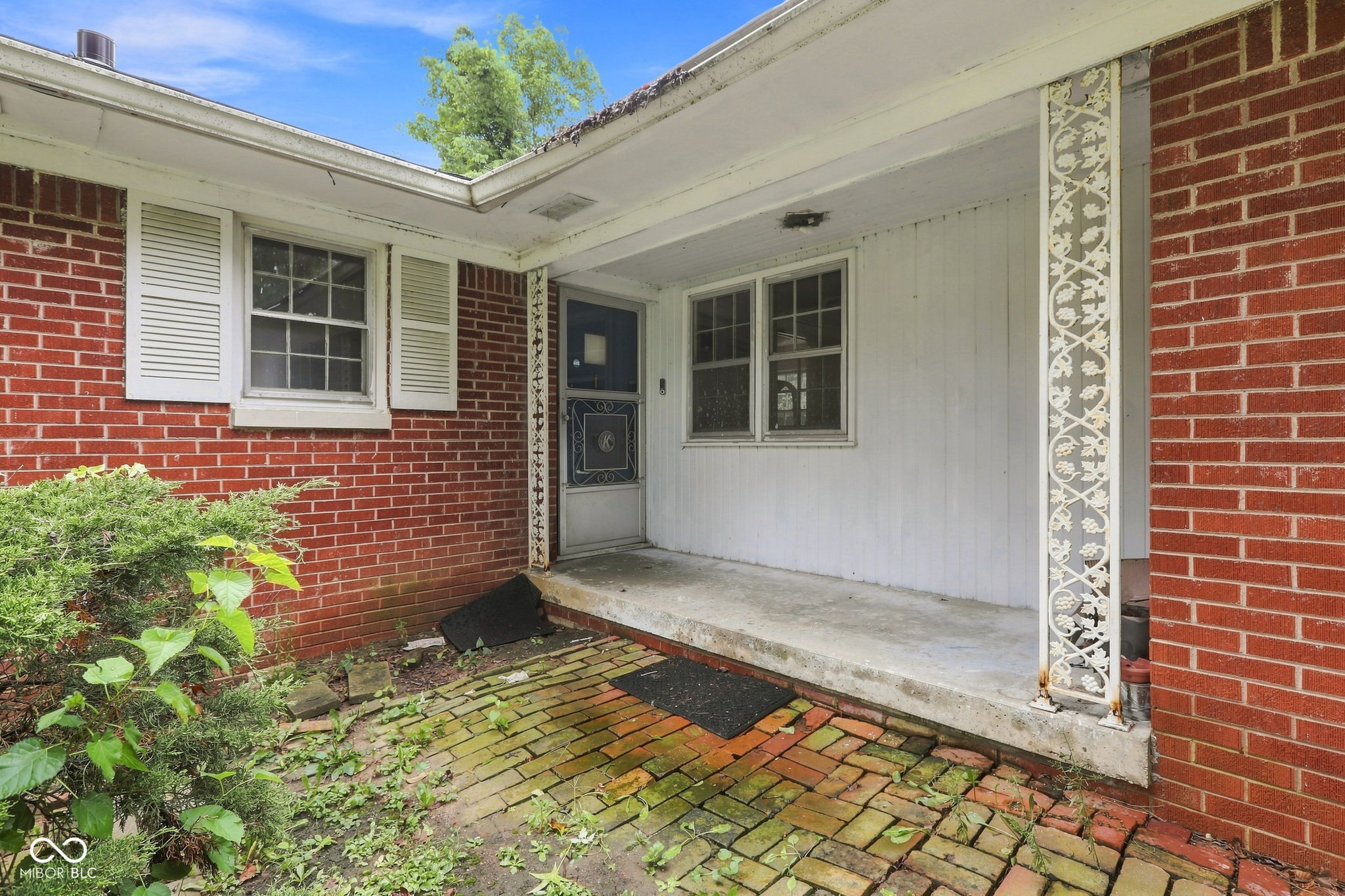 3rd image of 5625 Kilmer Ln, Indianapolis, IN 46250 | MLS# 22119429