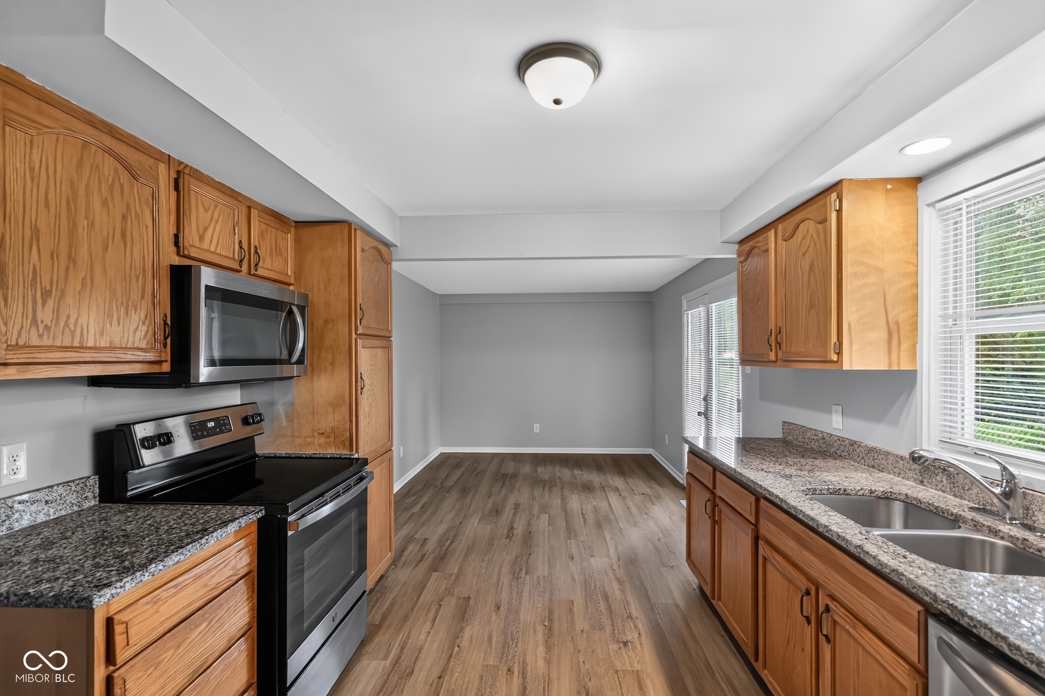 3rd image of 1934 Schwier Ct, Indianapolis, IN 46229 | MLS# 22119702