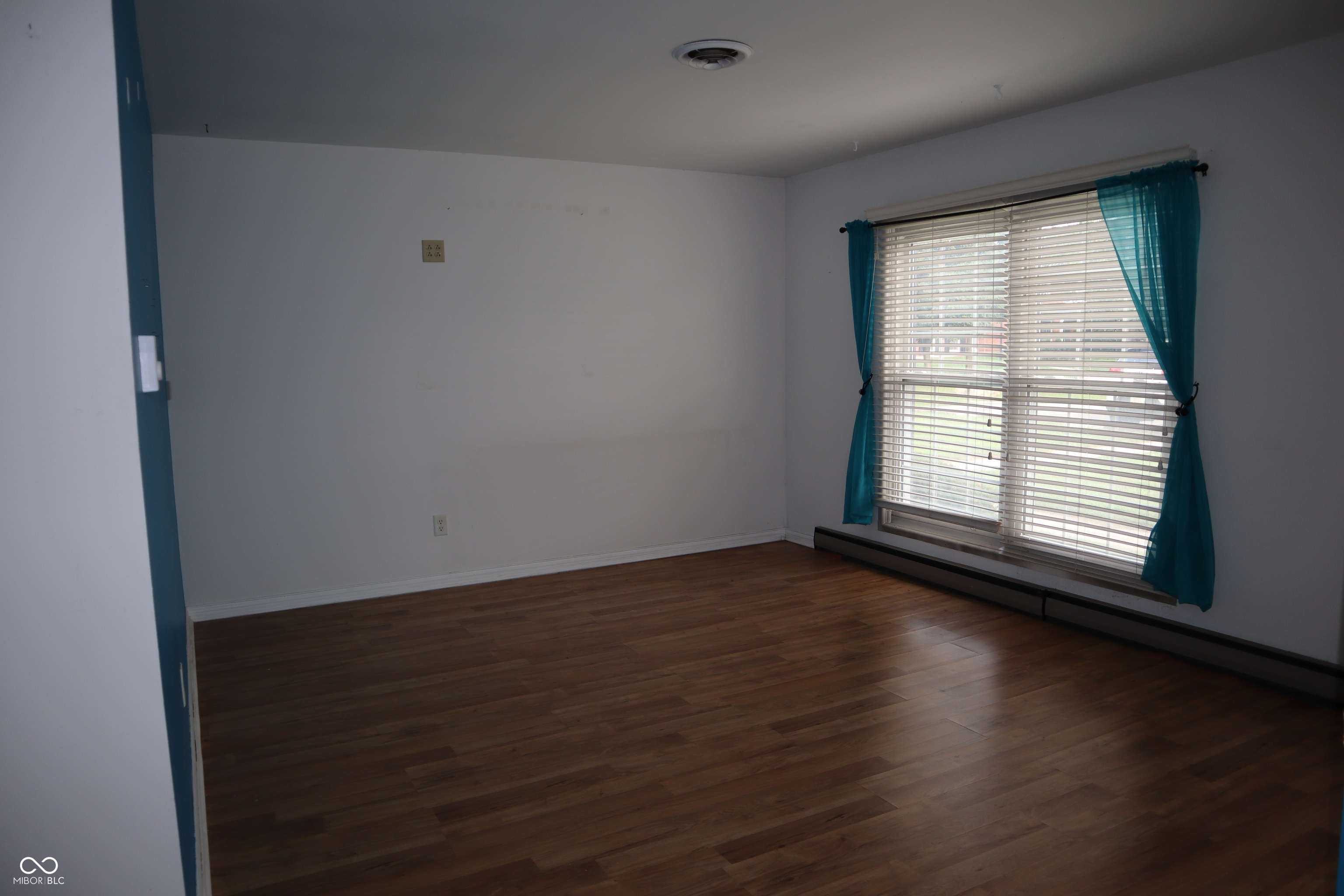 3rd image of 718 Ferndale Ct, Indianapolis, IN 46227 | MLS# 22119741