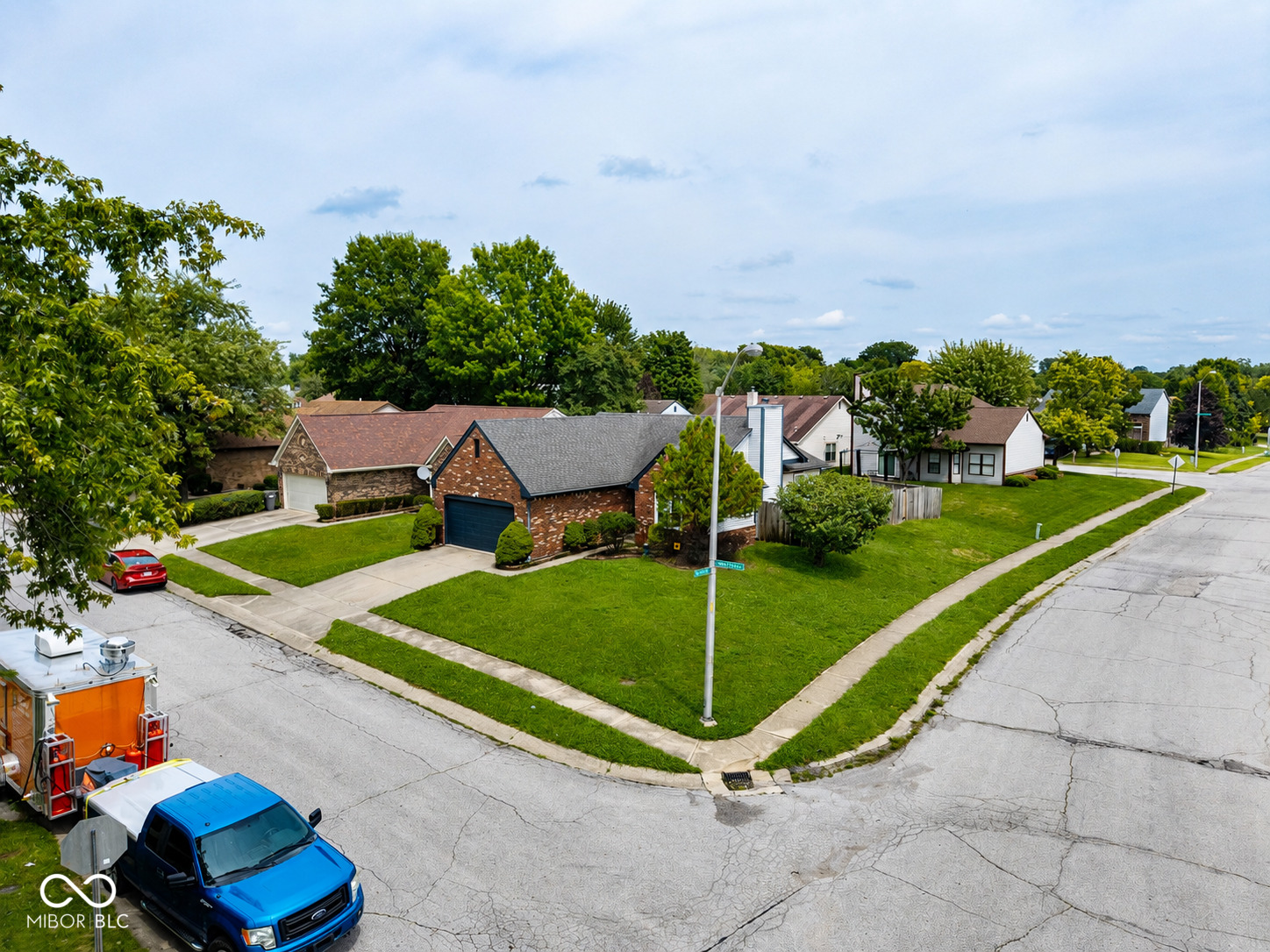 4th image of 1619 Park Chase Pl, Indianapolis, IN 46229 | MLS# 22120256