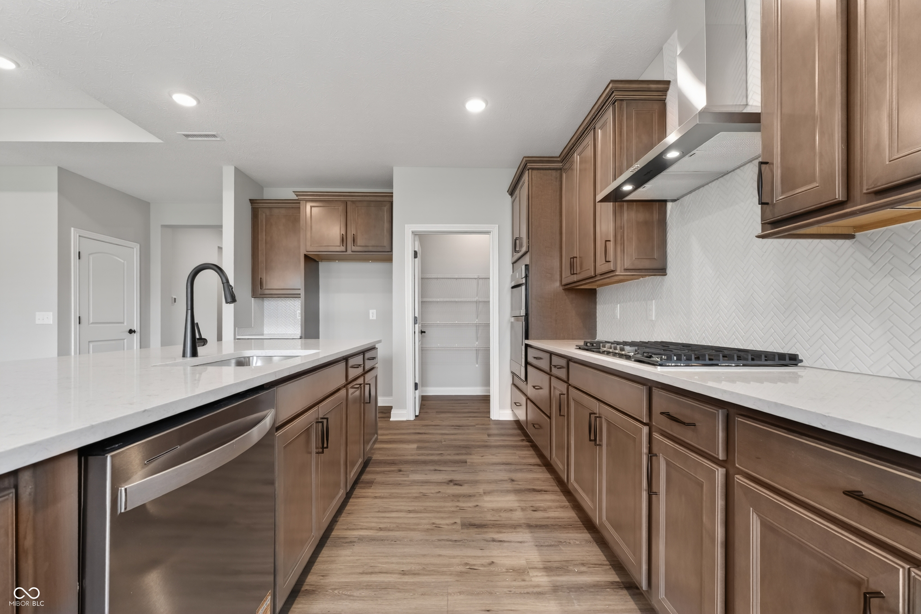 3rd image of 782 Alumroot Dr, Greenwood, IN 46143 | MLS# 22120270