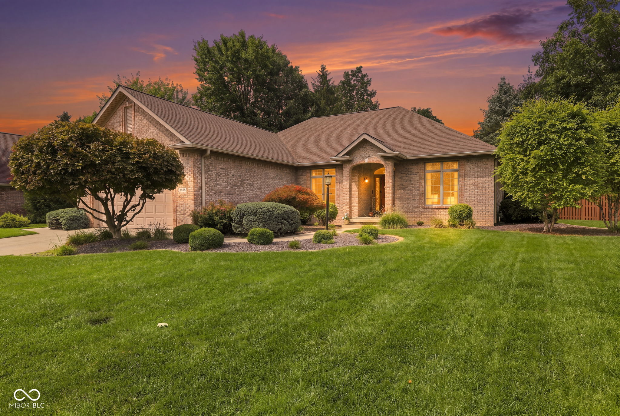 1st image of 6644 Golden Oak Ln, Avon, IN 46123 | MLS# 22120277