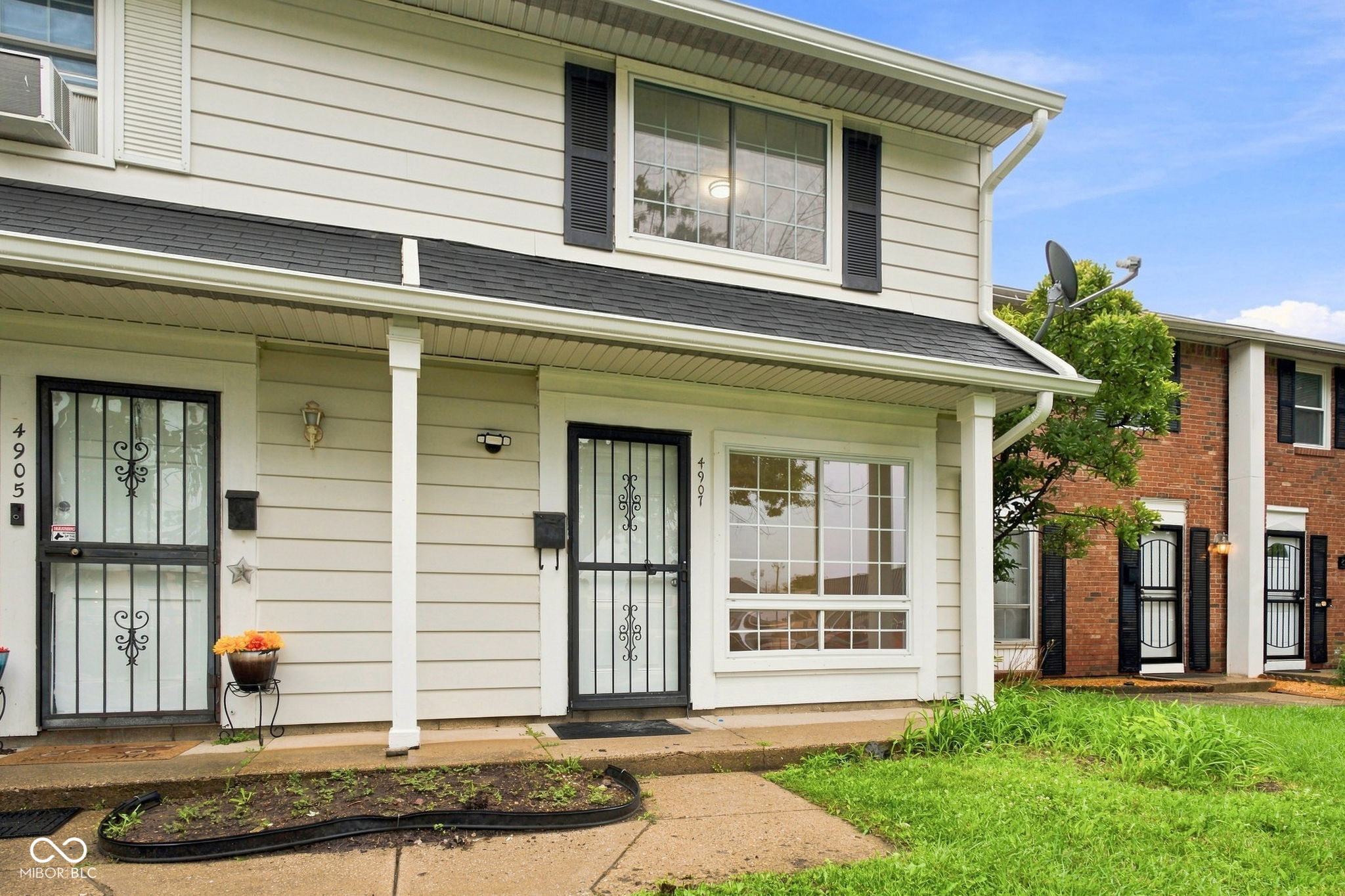 3rd image of 4907 Mount Vernon Dr, Indianapolis, IN 46227 | MLS# 22120529