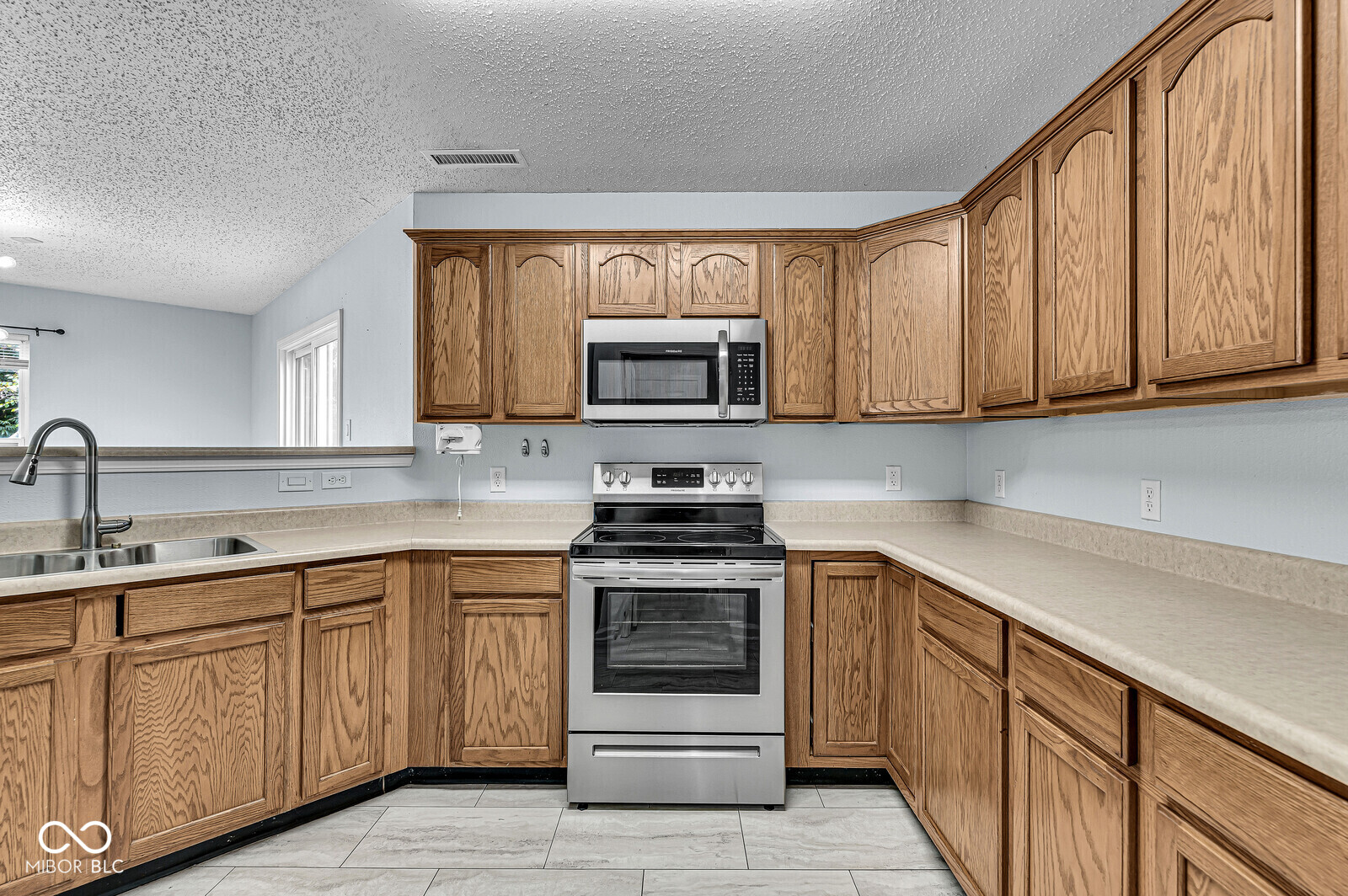 2nd image of 12601 Loyalty Dr, Fishers, IN 46037 | MLS# 22120856