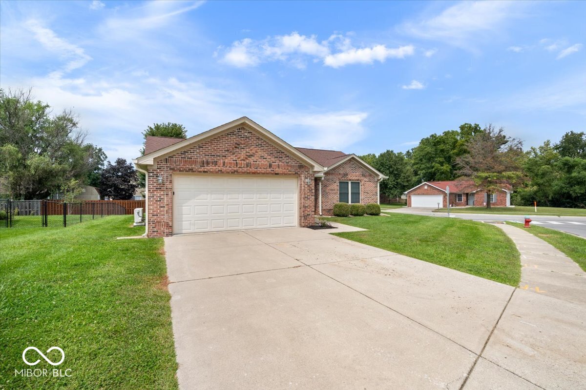 3rd image of 35 Cedarwood Dr, Greencastle, IN 46135 | MLS# 22121121