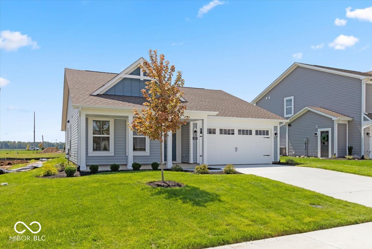 2nd image of 859 Oakleaf Dr, Greenfield, IN 46140 | MLS# 22121569