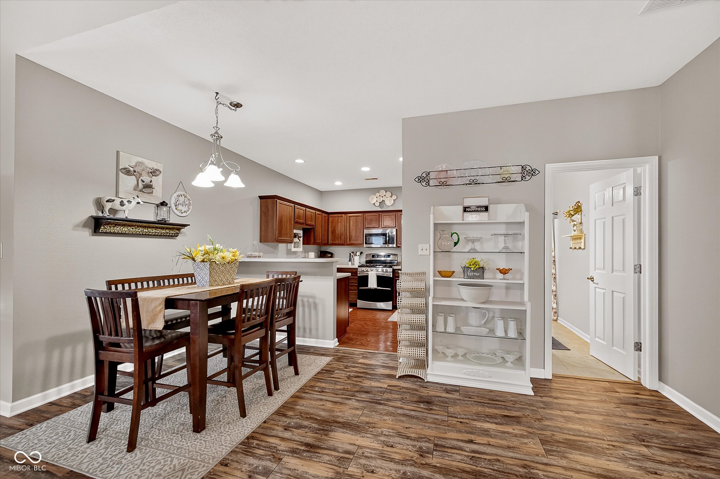 5th image of 5643 Jones Dr, Plainfield, IN 46168 | MLS# 22121583