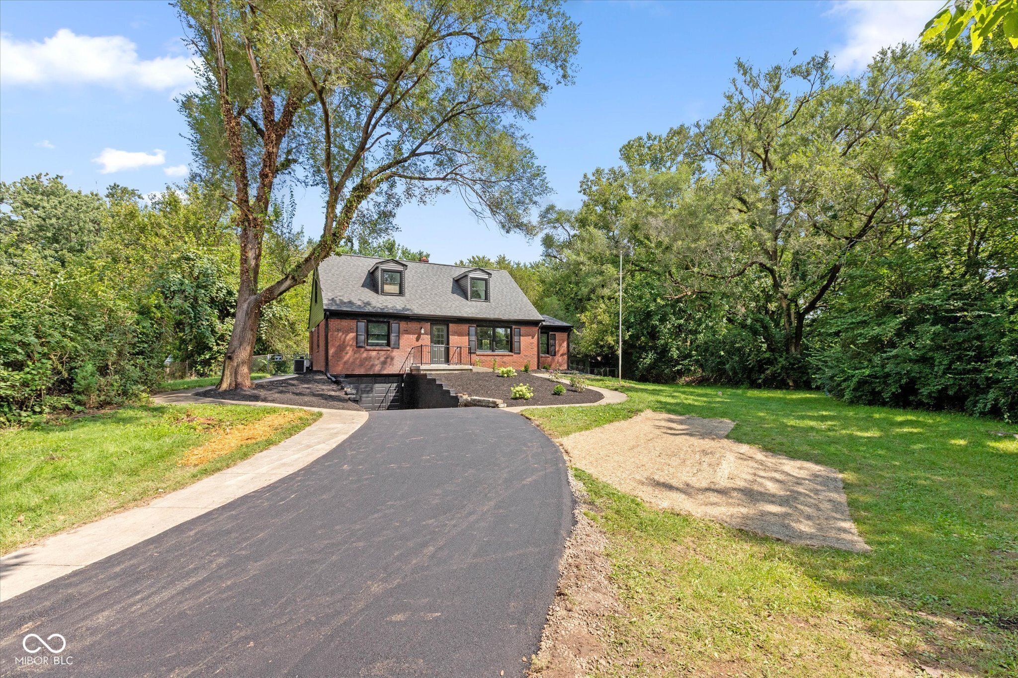 2nd image of 3526 E 50th St, Indianapolis, IN 46205 | MLS# 22121717