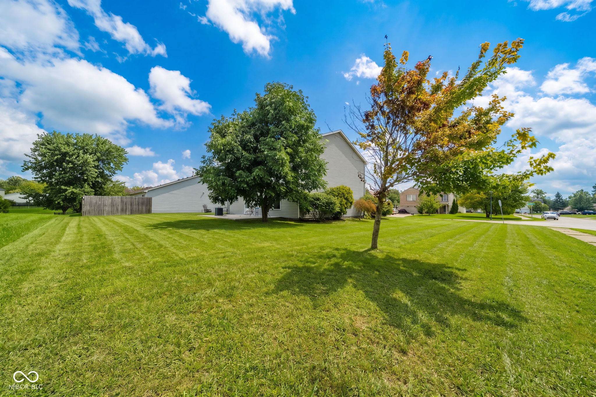2nd image of 502 Streamside Dr, Greenfield, IN 46140 | MLS# 22121971
