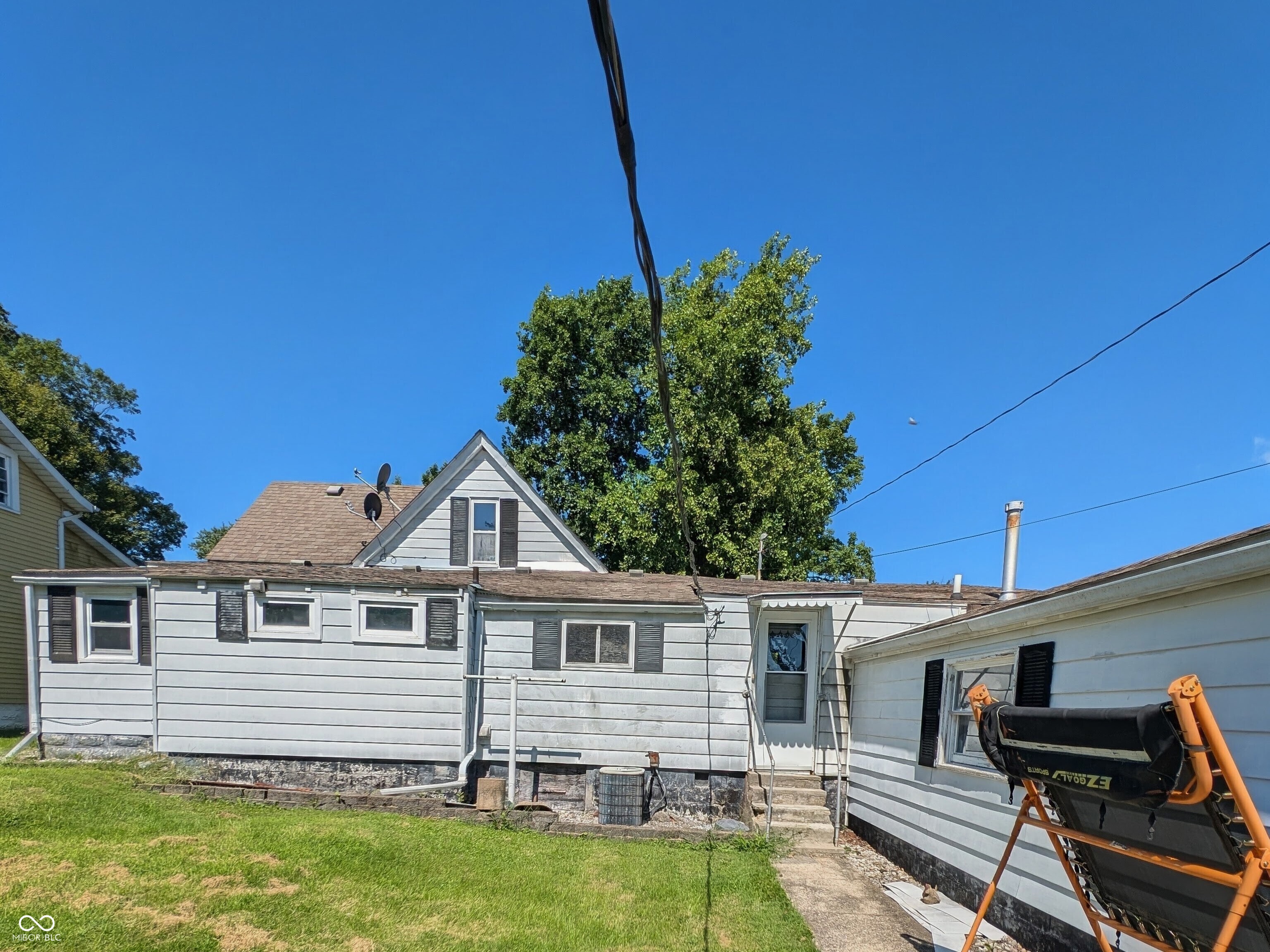 16th image of 121 S High St, Jamestown, IN 46147 | MLS# 22121974
