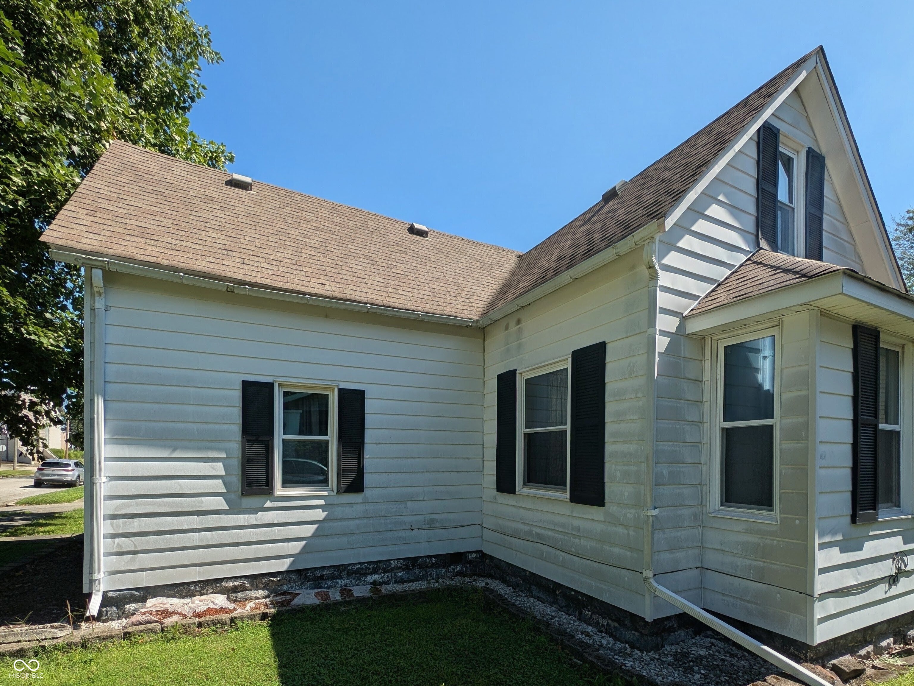 3rd image of 121 S High St, Jamestown, IN 46147 | MLS# 22121974