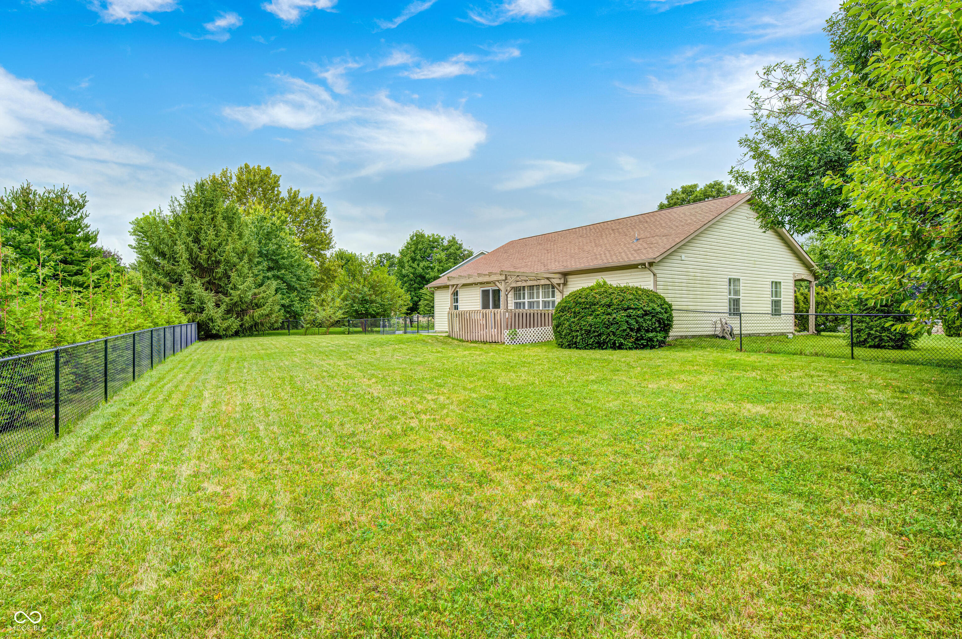 31st image of 10102 Palmaire Pl, Fishers, IN 46038 | MLS# 22122003