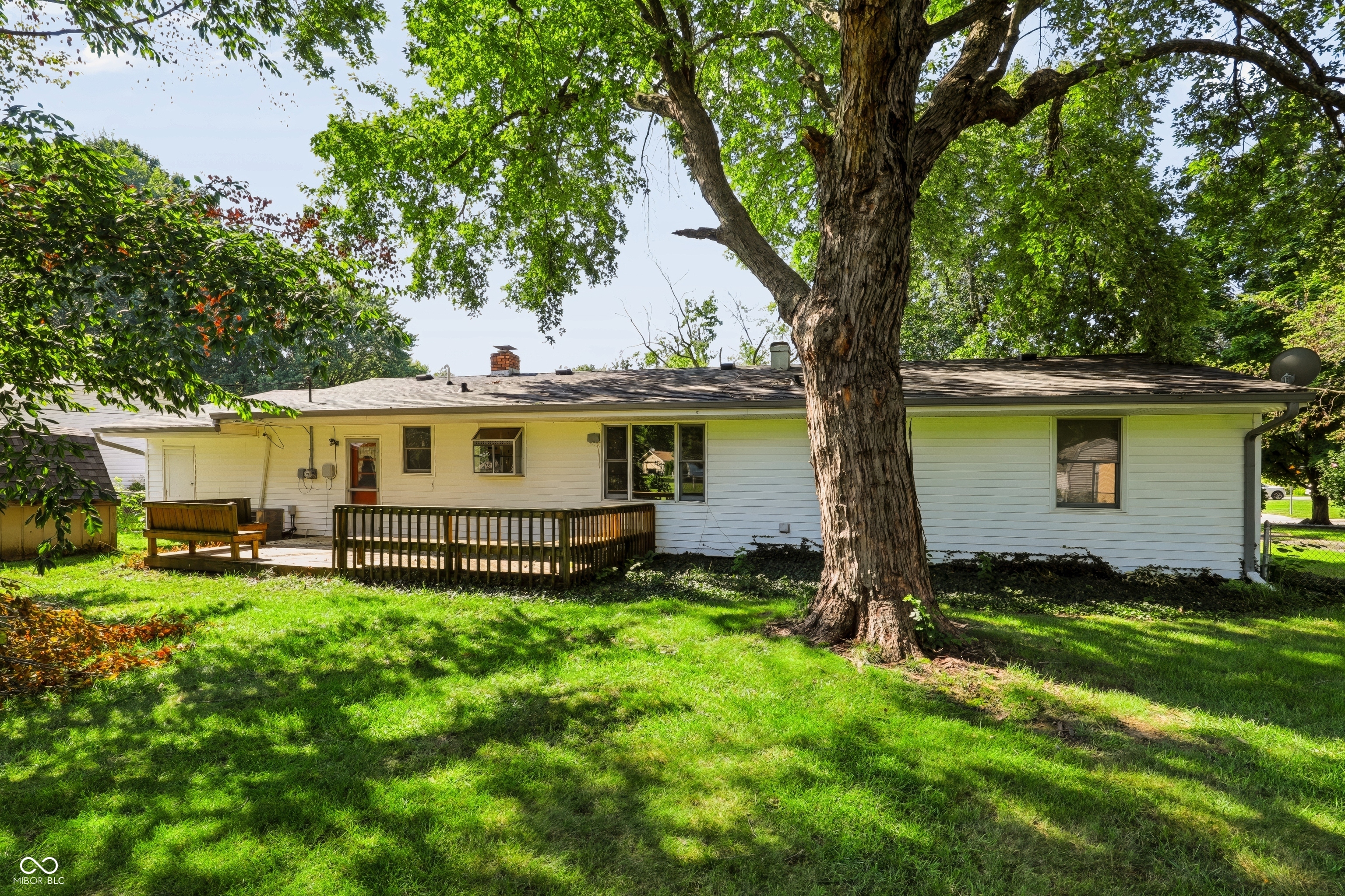 2nd image of 1302 E Jefferson St, Franklin, IN 46131 | MLS# 22122047
