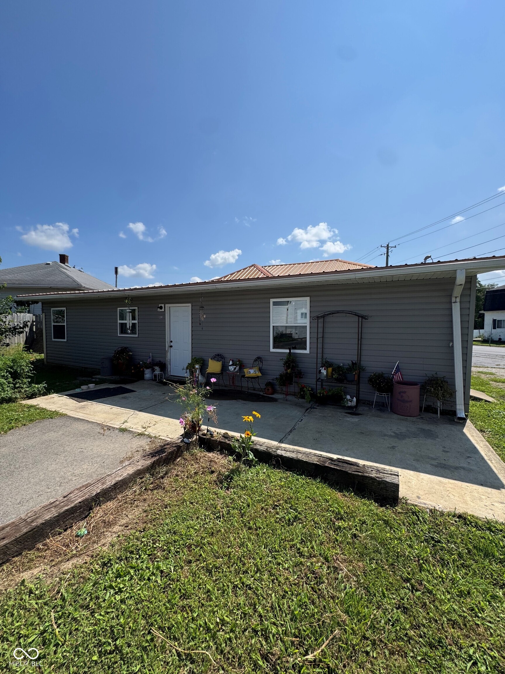 1st image of 805 S Broadway, Greensburg, IN 47240 | MLS# 22122121