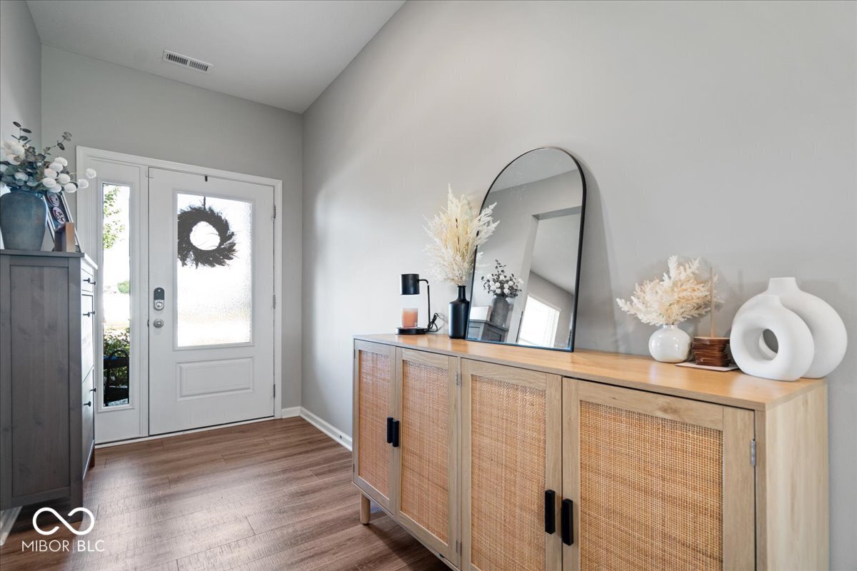 2nd image of 615 Blarney Dr, Pendleton, IN 46064 | MLS# 22122176