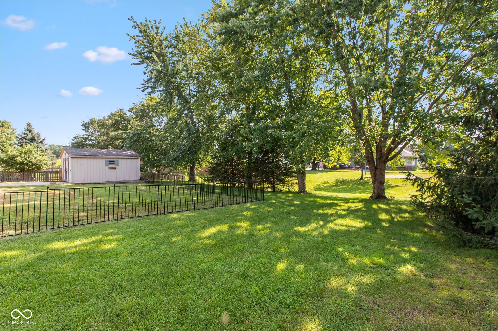21st image of 909 N Shore Blvd, Franklin, IN 46131 | MLS# 22122273
