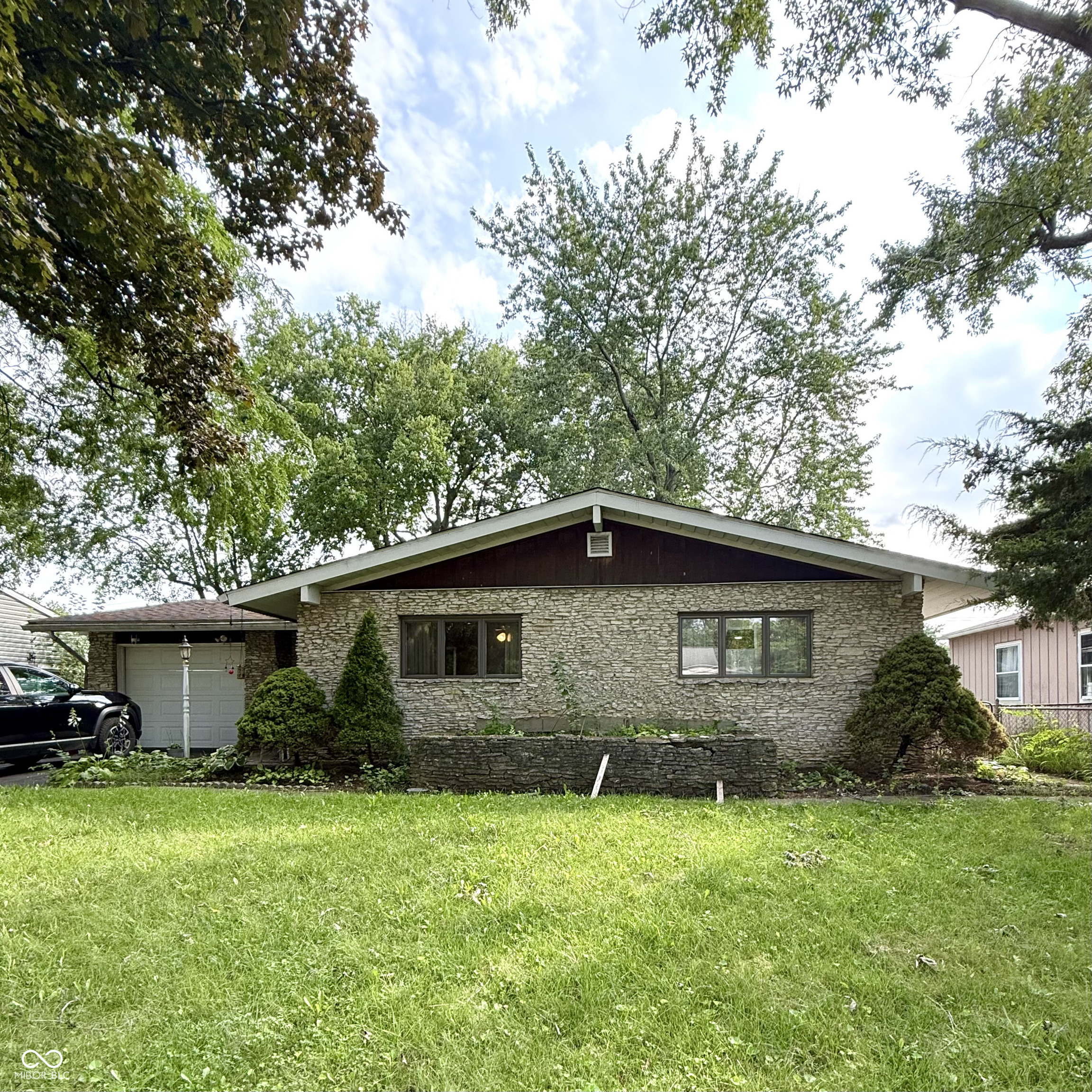 1st image of 5307 W 36th St, Indianapolis, IN 46224 | MLS# 22122282