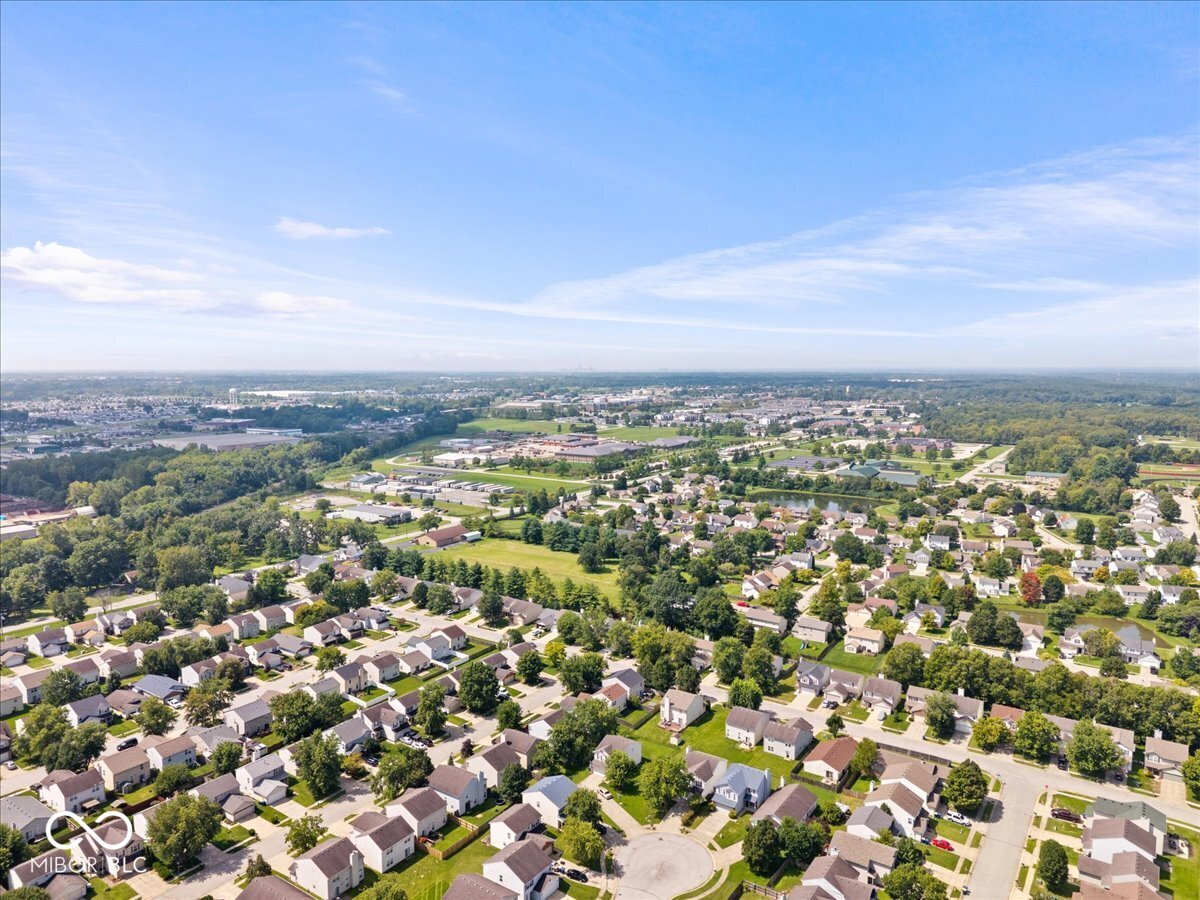 41st image of 6035 Liverpool Ln, Indianapolis, IN 46236 | MLS# 22122514