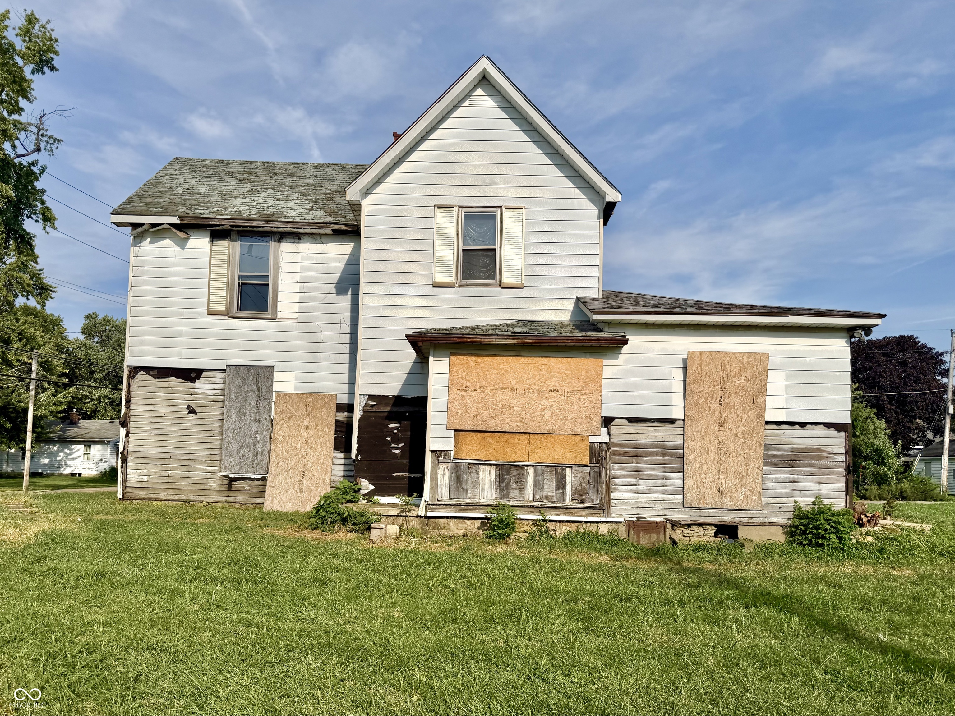 Photo 1 of Multi family home for sale at 321 W 22nd Street, Anderson, IN 46016 | MLS# 22122608 | Listing updated on 2026-09-01