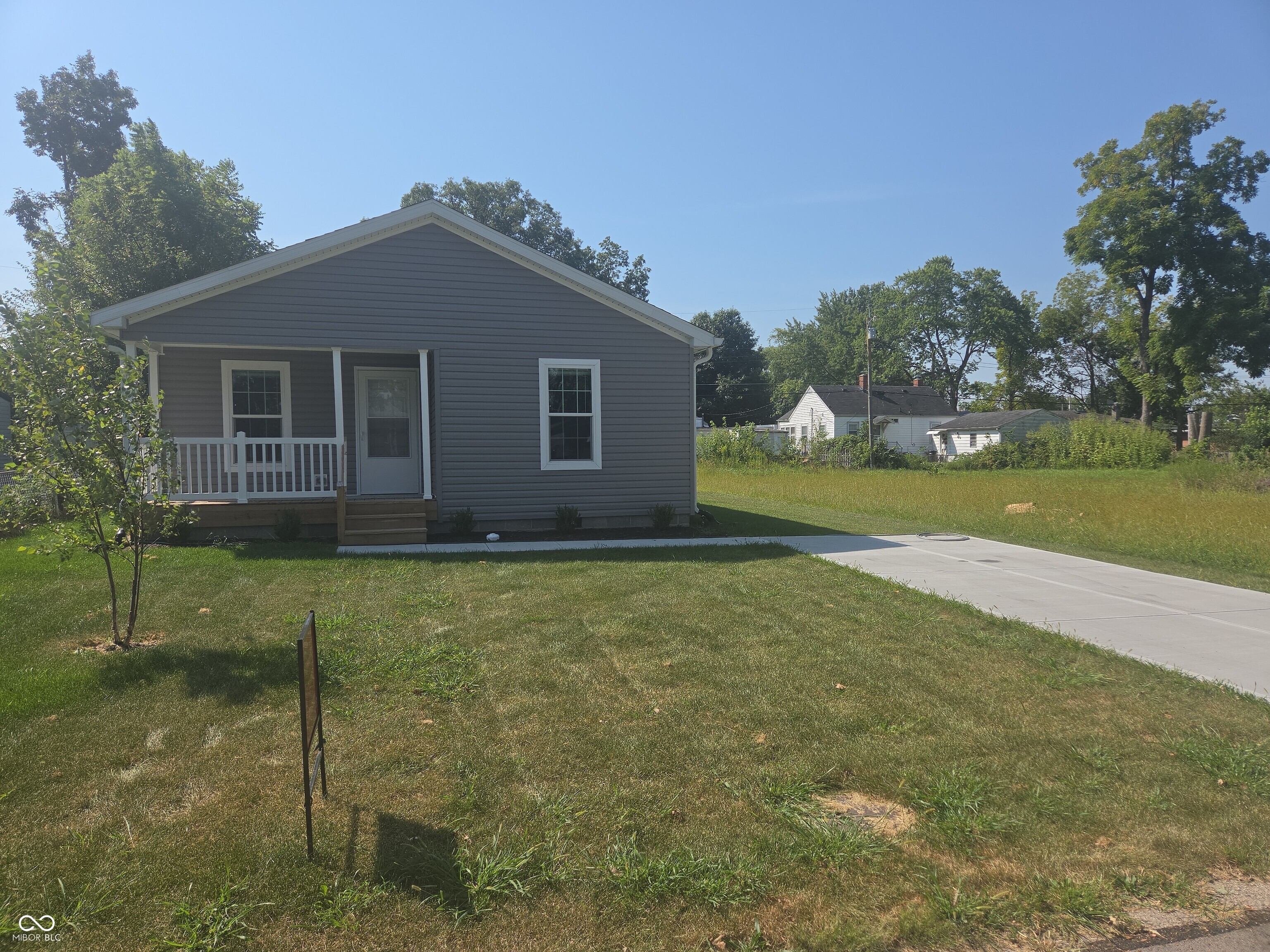 Photo 1 of Single family home for sale at 2219 Fowler, Anderson, IN 46012 | MLS# 22123607 | Listing updated on 2026-09-02