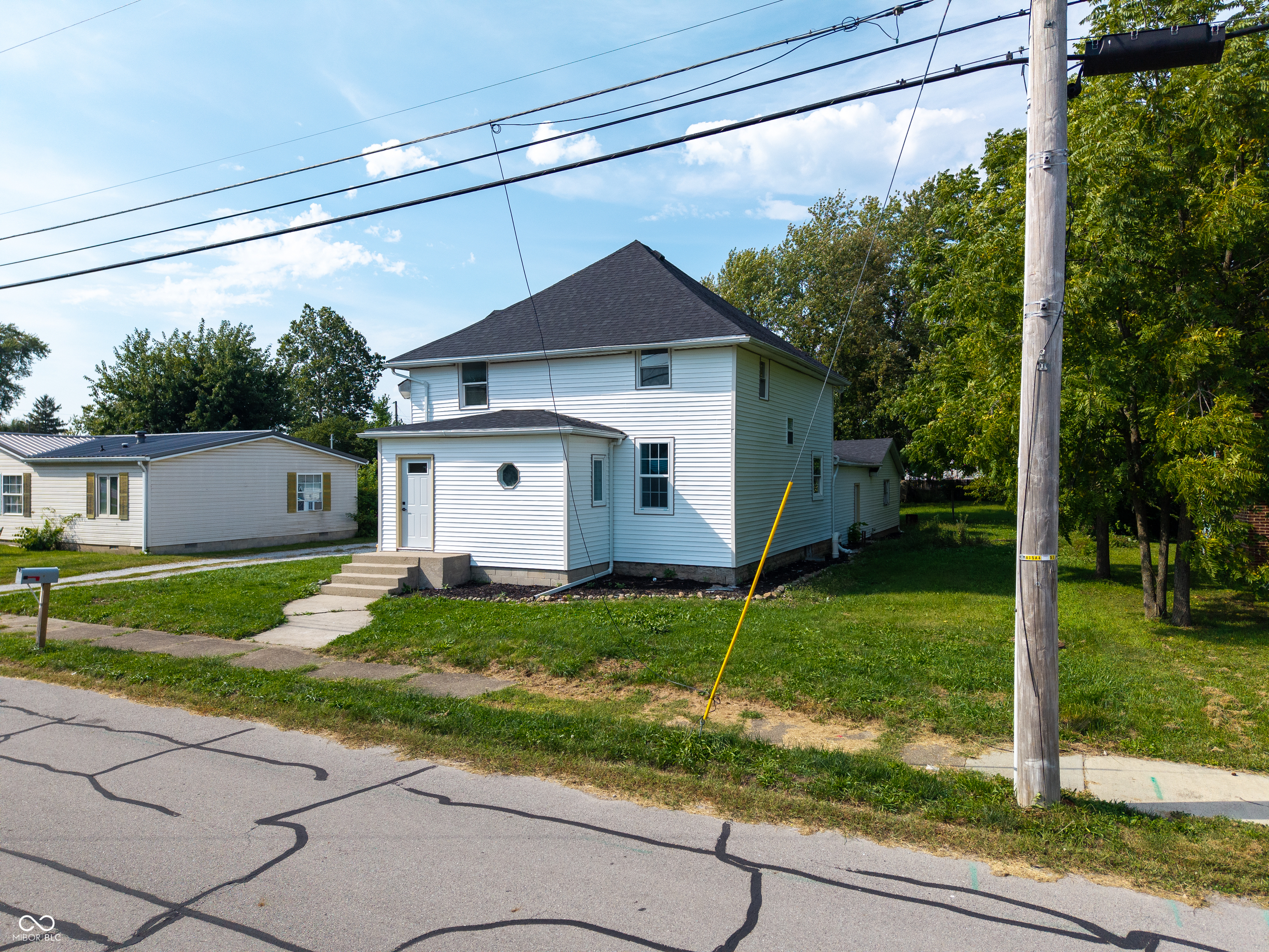Photo 33 of Single family home for sale at 604 E Mill St, Summitville, IN 46070 | MLS# 22123741 | Listing updated on 2026-09-01