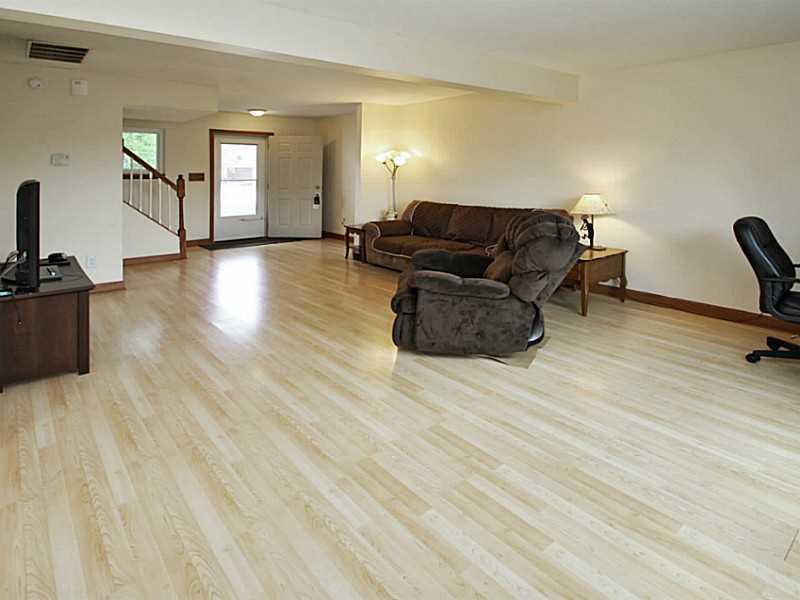 Homes for sale in Zionsville, IN | 6766 Wimbledon Dr, Zionsville, IN 46077 | MLS# 21360951