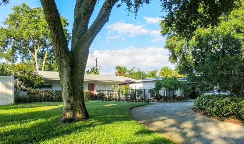 Homes for sale in Saint Petersburg, FL | 6765 11Th Ave N, Saint Petersburg, FL 33710 | MLS# U7714020
