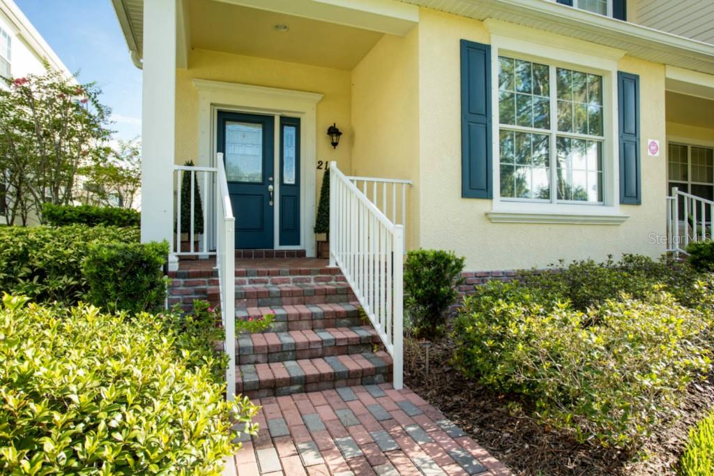 3rd image of 217 49Th Ave N, Saint Petersburg, FL 33703 | MLS# U7746831