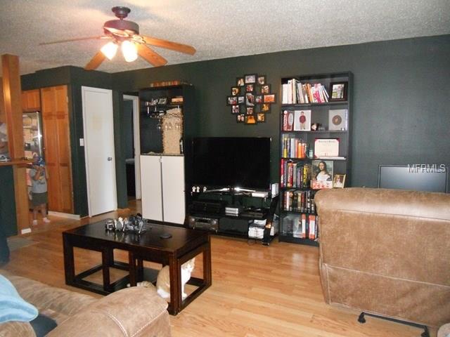 4th image of 632 89Th Ave N, Saint Petersburg, FL 33702 | MLS# U7778725