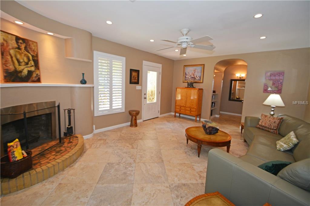 Homes for sale in Saint Petersburg, FL | 145 27Th Ave N, Saint Petersburg, FL 33704 | MLS# U7799950