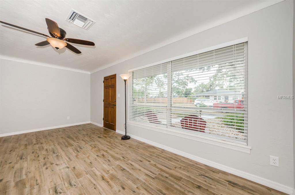 Homes for sale in Saint Petersburg, FL | 3021 10Th St N, Saint Petersburg, FL 33704 | MLS# U7801586