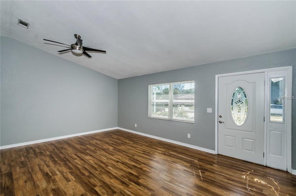 Homes for sale in Saint Petersburg, FL | 687 Jasmine Wy S, Saint Petersburg, FL 33705 | MLS# T2862587