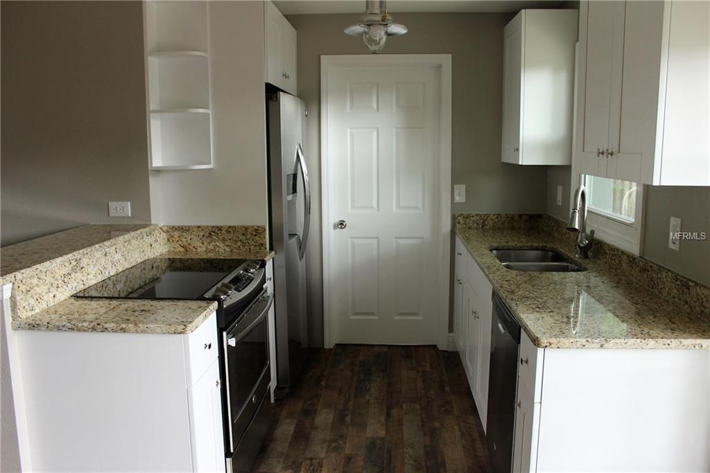 5th image of 5601 Cedar St Ne, Saint Petersburg, FL 33703 | MLS# U7813959